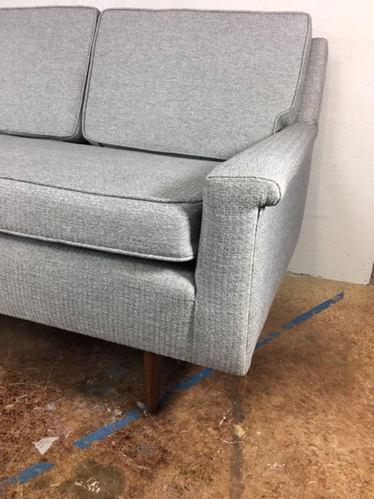 Ed Wormley Extra Long Sofa In Excellent Condition For Sale In Phoenix, AZ