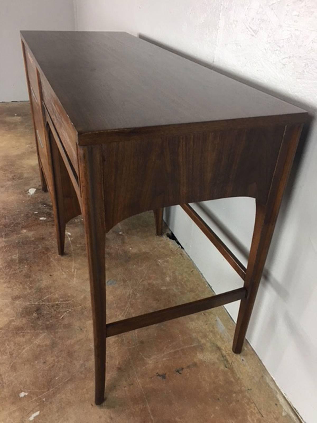 American Kent Coffey Impact Series Desk For Sale