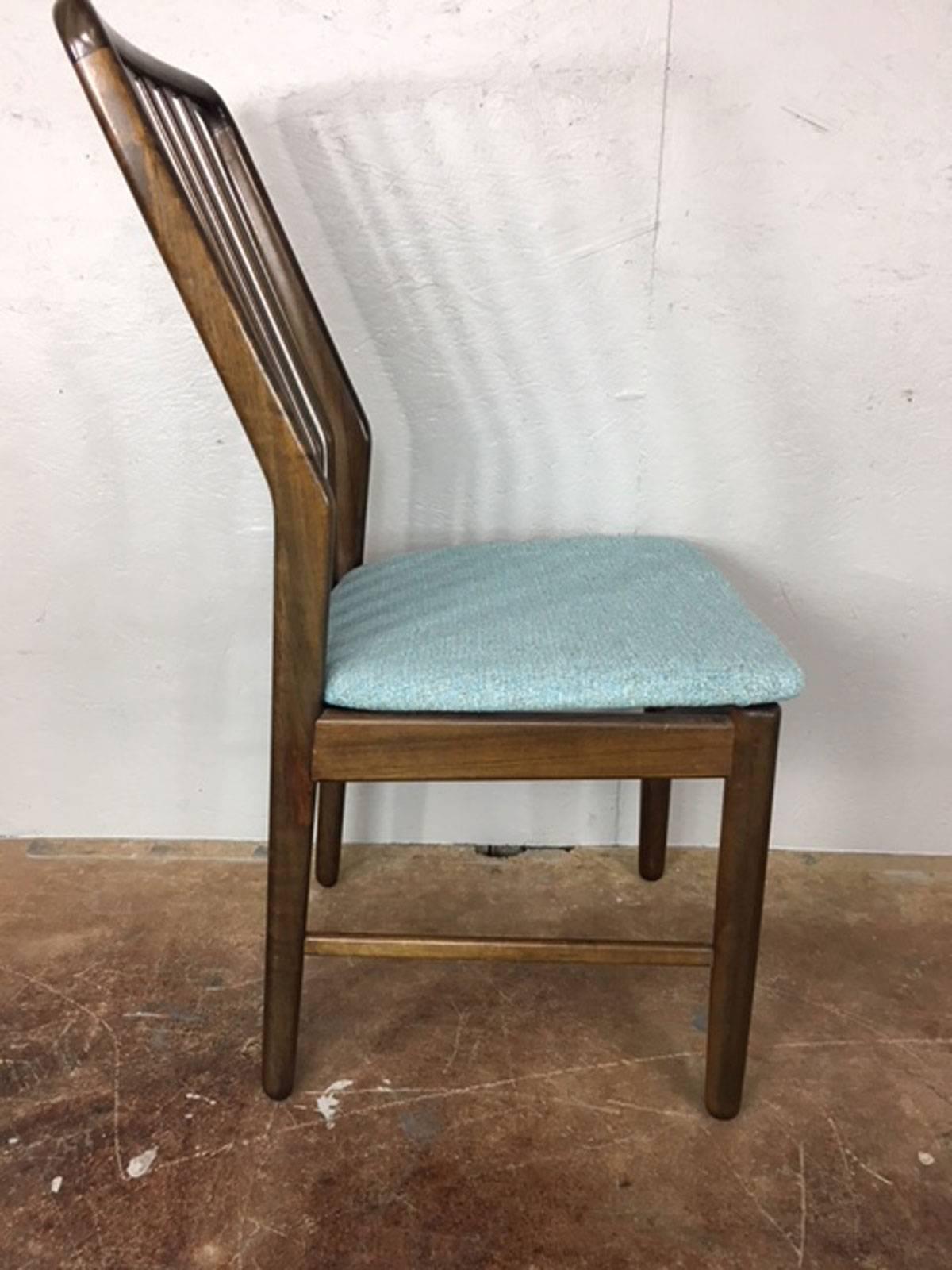 Svend Madsen Set of Six Rosewood Dining Chairs In Excellent Condition For Sale In Phoenix, AZ