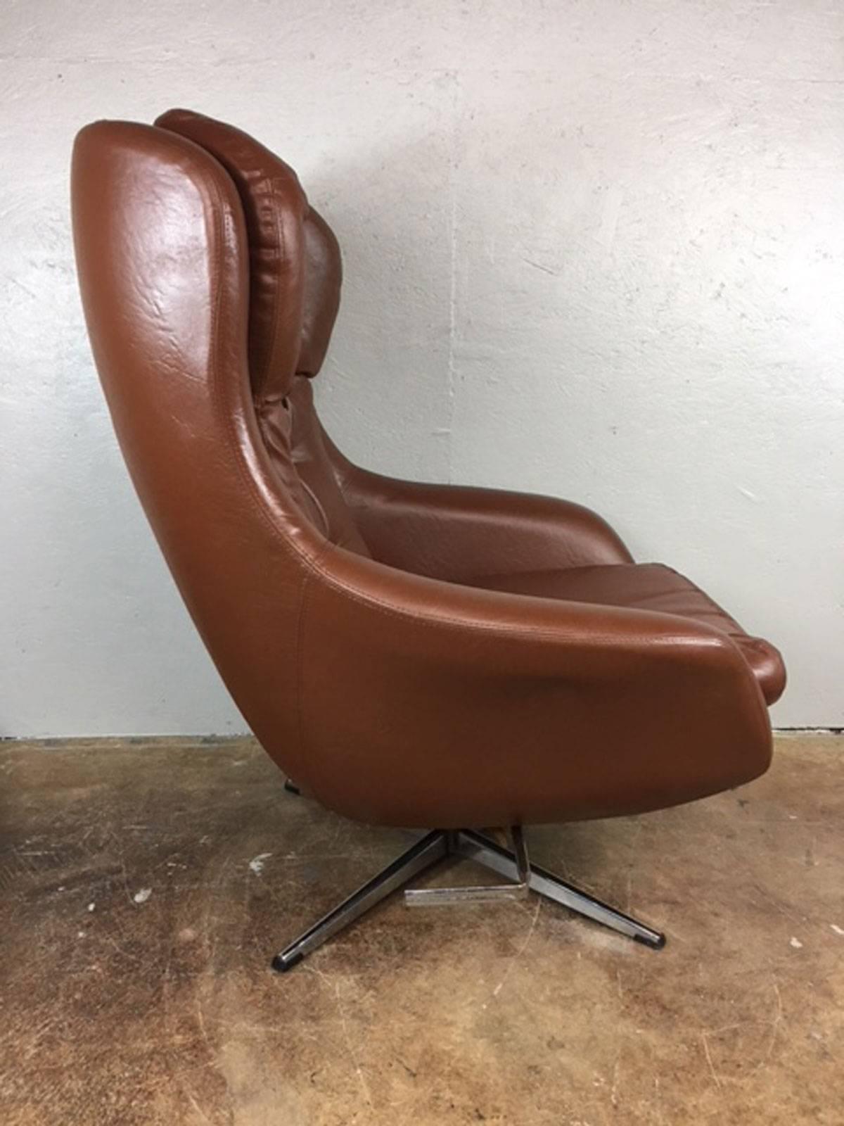 Brown Leather Lounge Chair and Ottoman by Selig For Sale 2