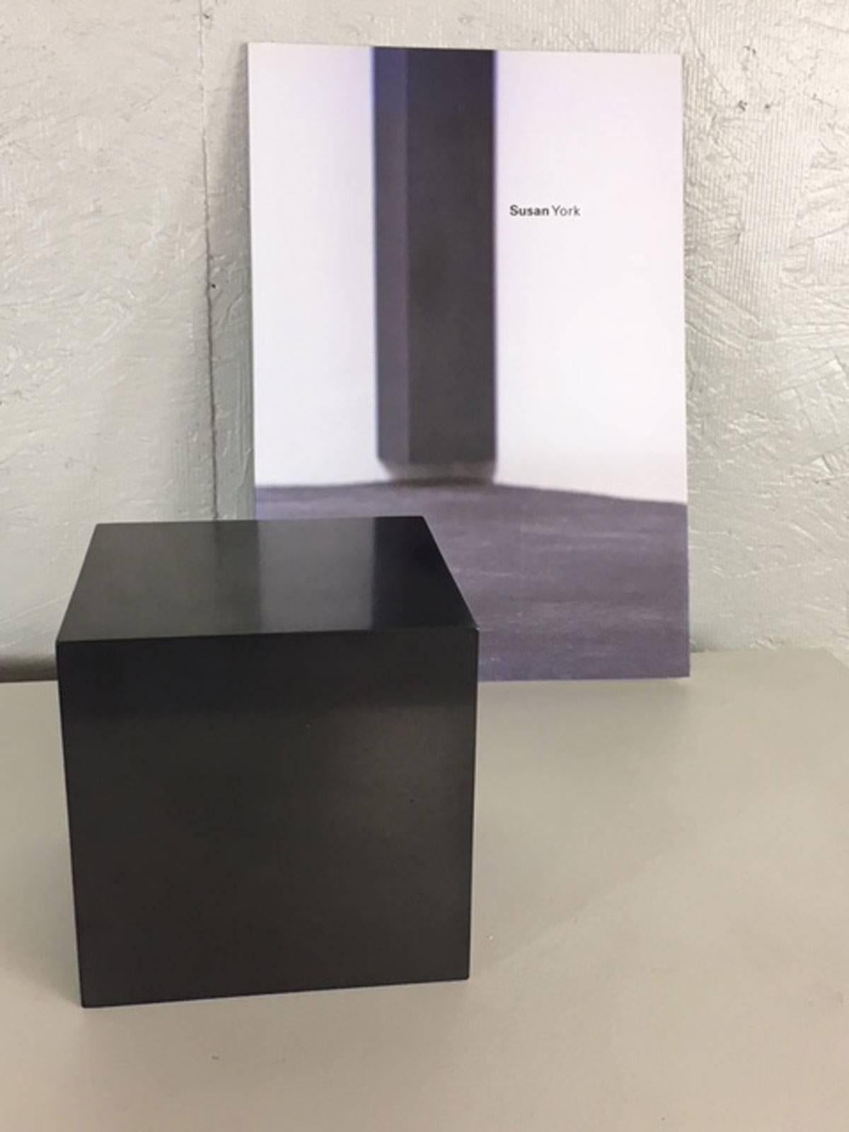 Susan York Graphite Aluminium Wall Cube In Excellent Condition For Sale In Phoenix, AZ