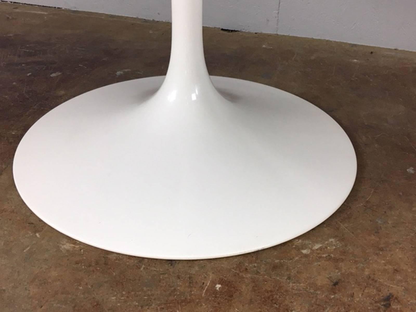 American Eero Saarinen Tulip Base Marble-Top Dining Table for Knoll