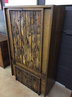 Brutalist Wardrobe by Altavista Lane