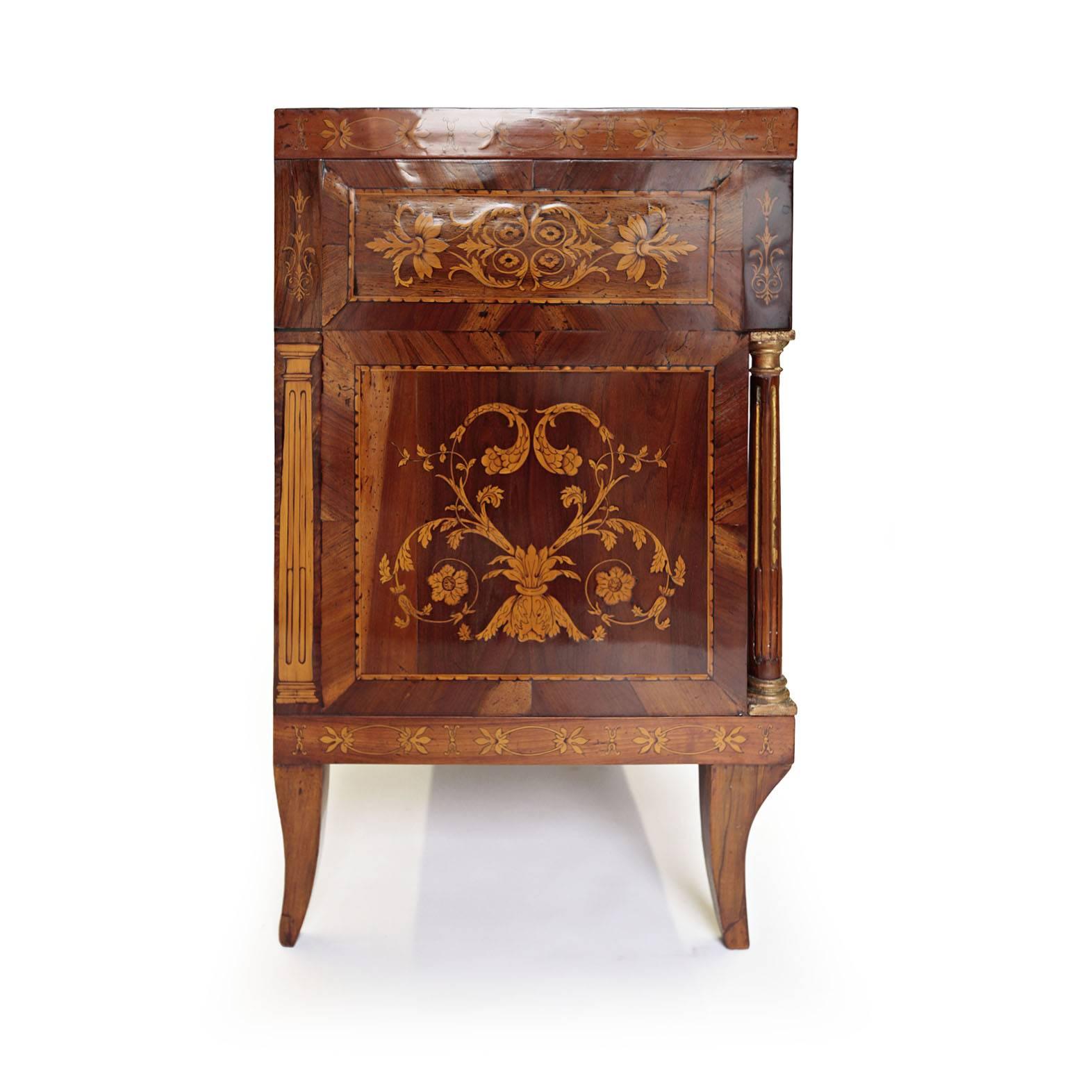 Italian Early 19th Century Marquetry Commode For Sale