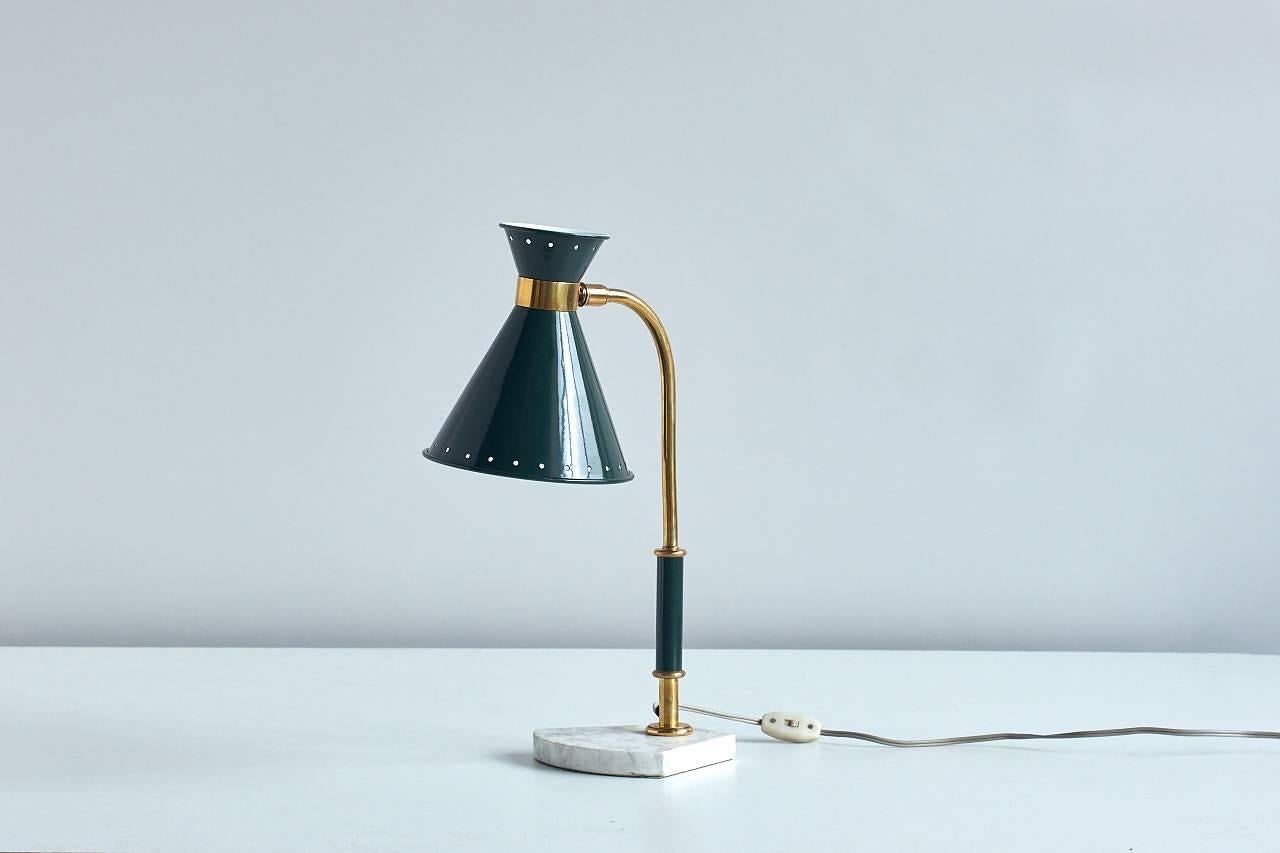 1950s Table or Desk Brass Lamp with Adjustable Shade In Excellent Condition In The Hague, NL