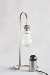 Lampe de table minimaliste Sybold van Ravesteyn