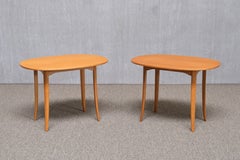 Pair of Carl Malmsten 'Ovalen' Side Tables in Oak, Carl Löfving, Sweden, 1960s