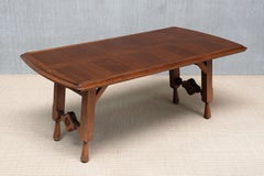Table de salle à manger en parquet de chêne, signée Guillerme et Chambron, « Votre Maison », France, années 1960