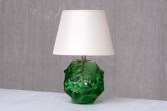 Lampada da tavolo in vetro verde di Börne Augustsson con paralume in seta, Åseda, Svezia, anni '40