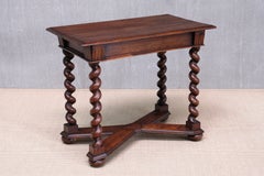 Mesa consola de roble de estilo barroco con patas retorcidas, Suecia, finales del siglo XIX