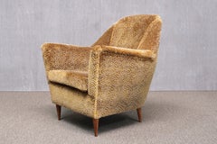 Sillón atribuido a Ico Parisi, de terciopelo con motivos en color bronce, Italia, década de 1950