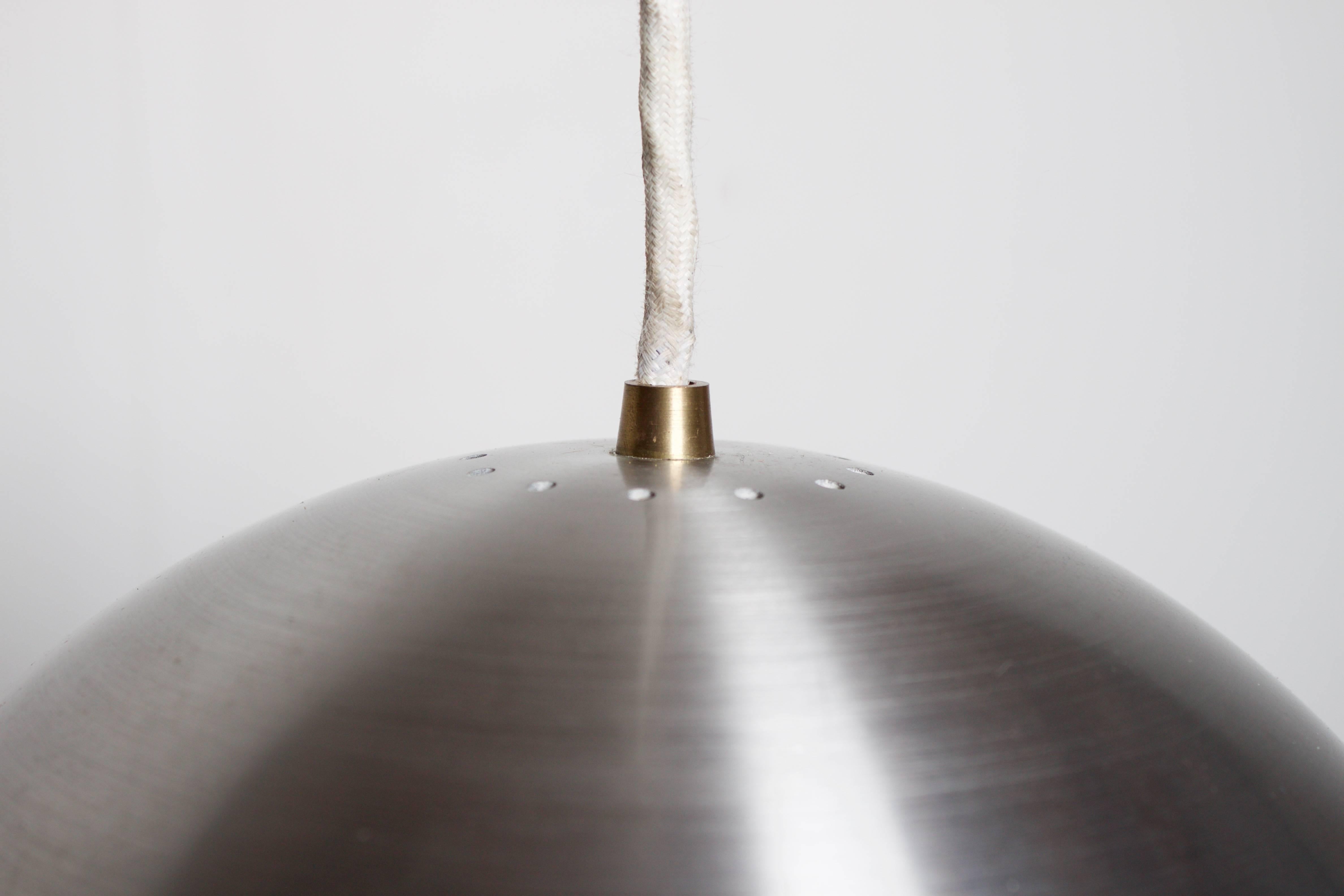 poul cado lamp planter