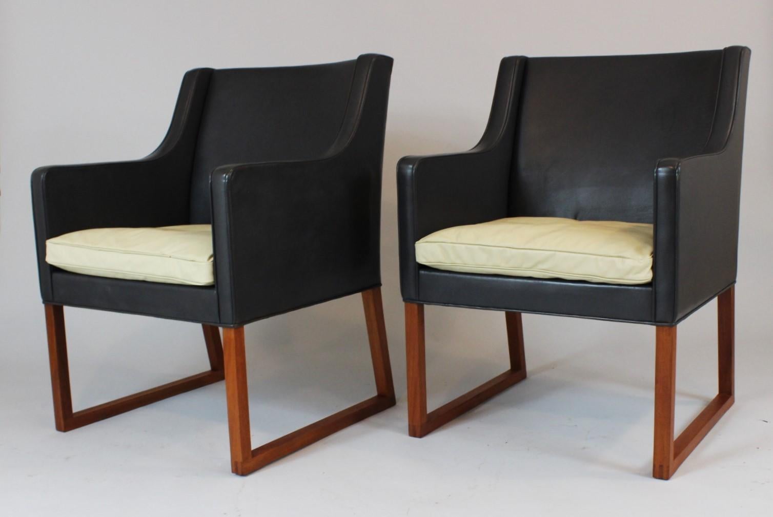 Scandinavian Modern 1960s Pair of Børge Mogensen Lounge Chairs Model 3246