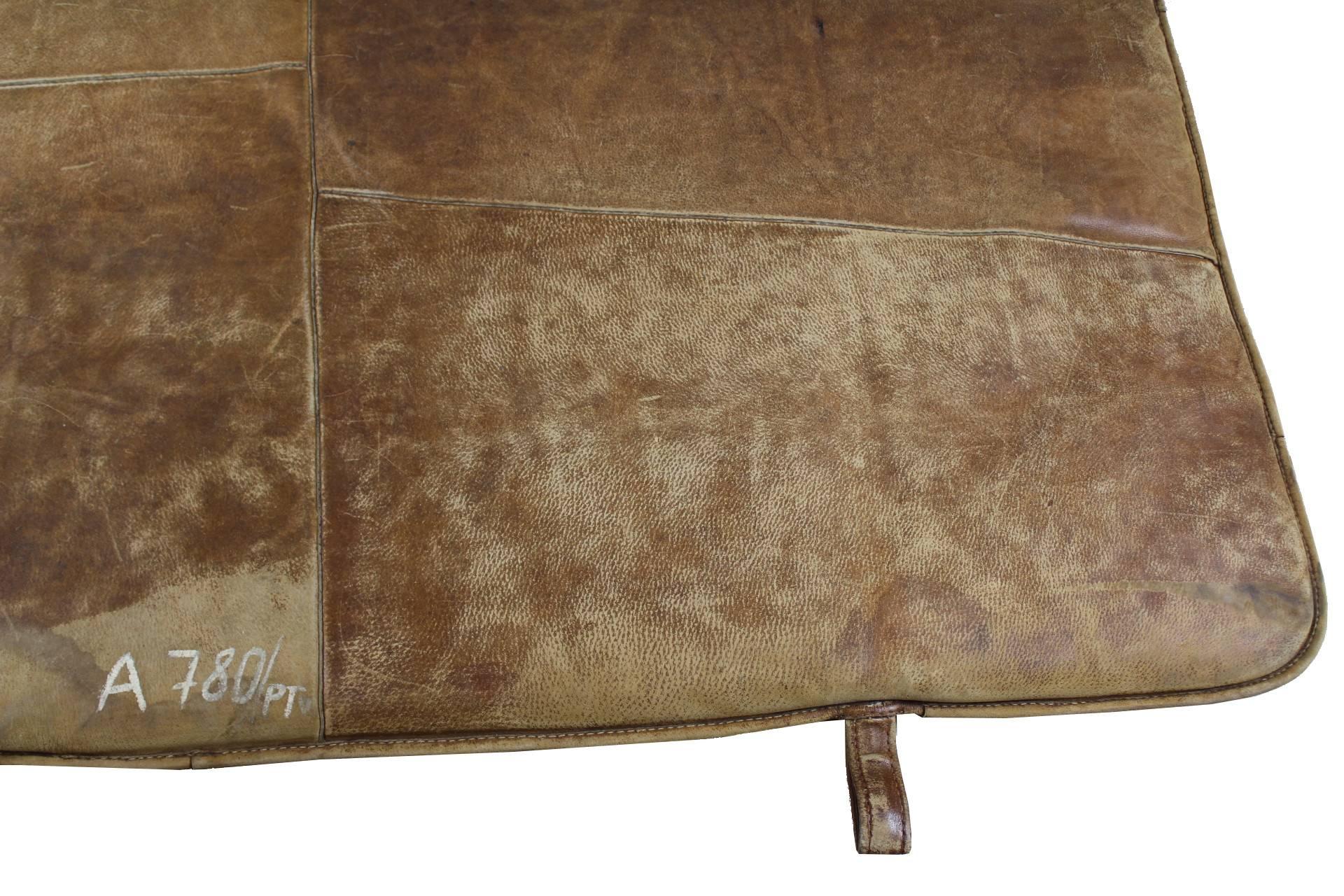 Country 1920s Leather Gym Mat