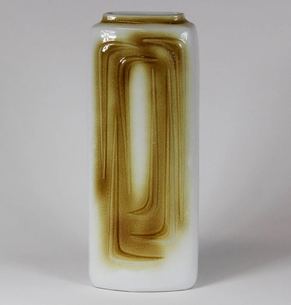 Ceramic vase made in 1949 by Ditmar Urbach in Czechoslovakia. Limited edition.