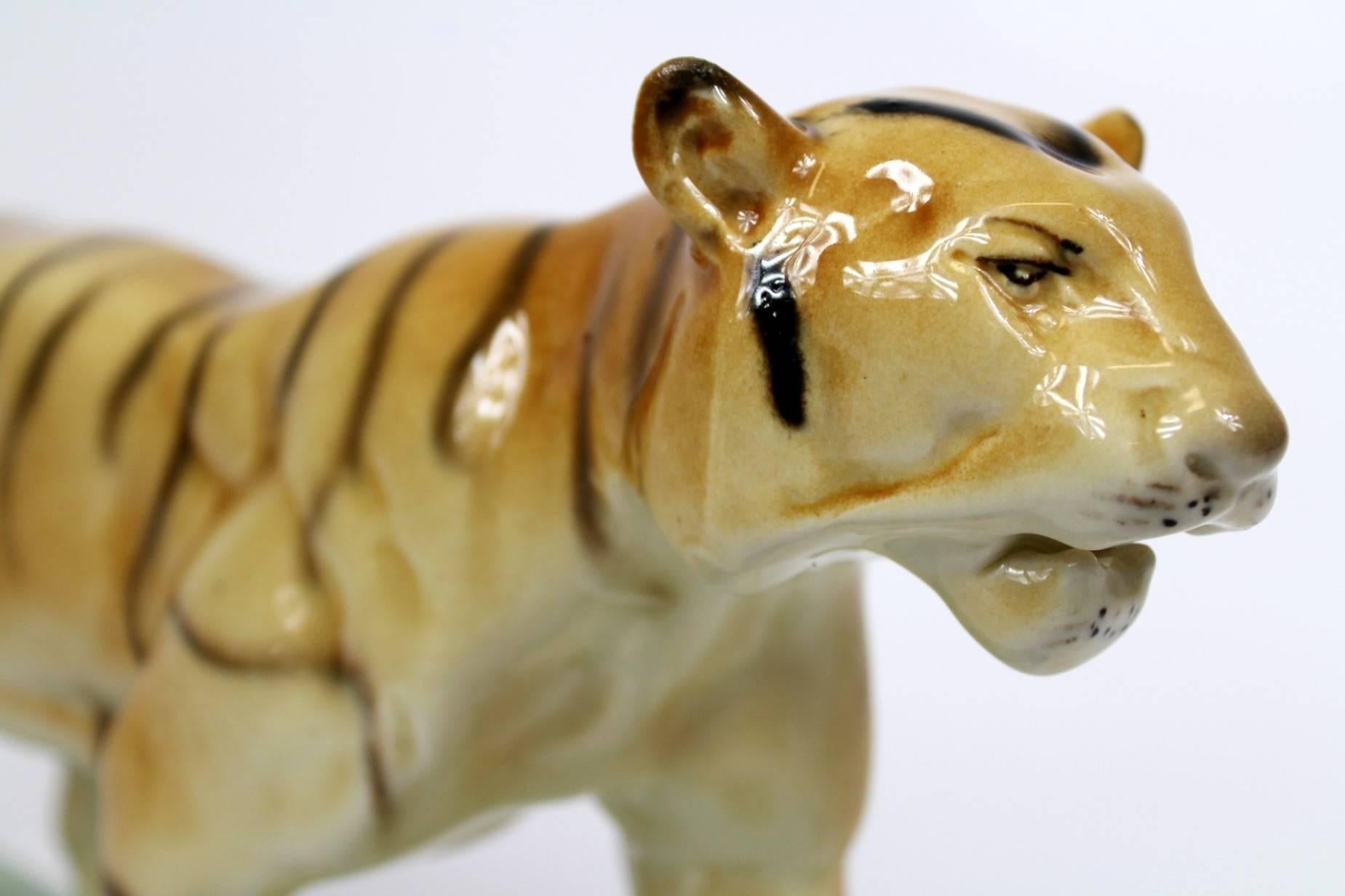 ceramic tiger statue