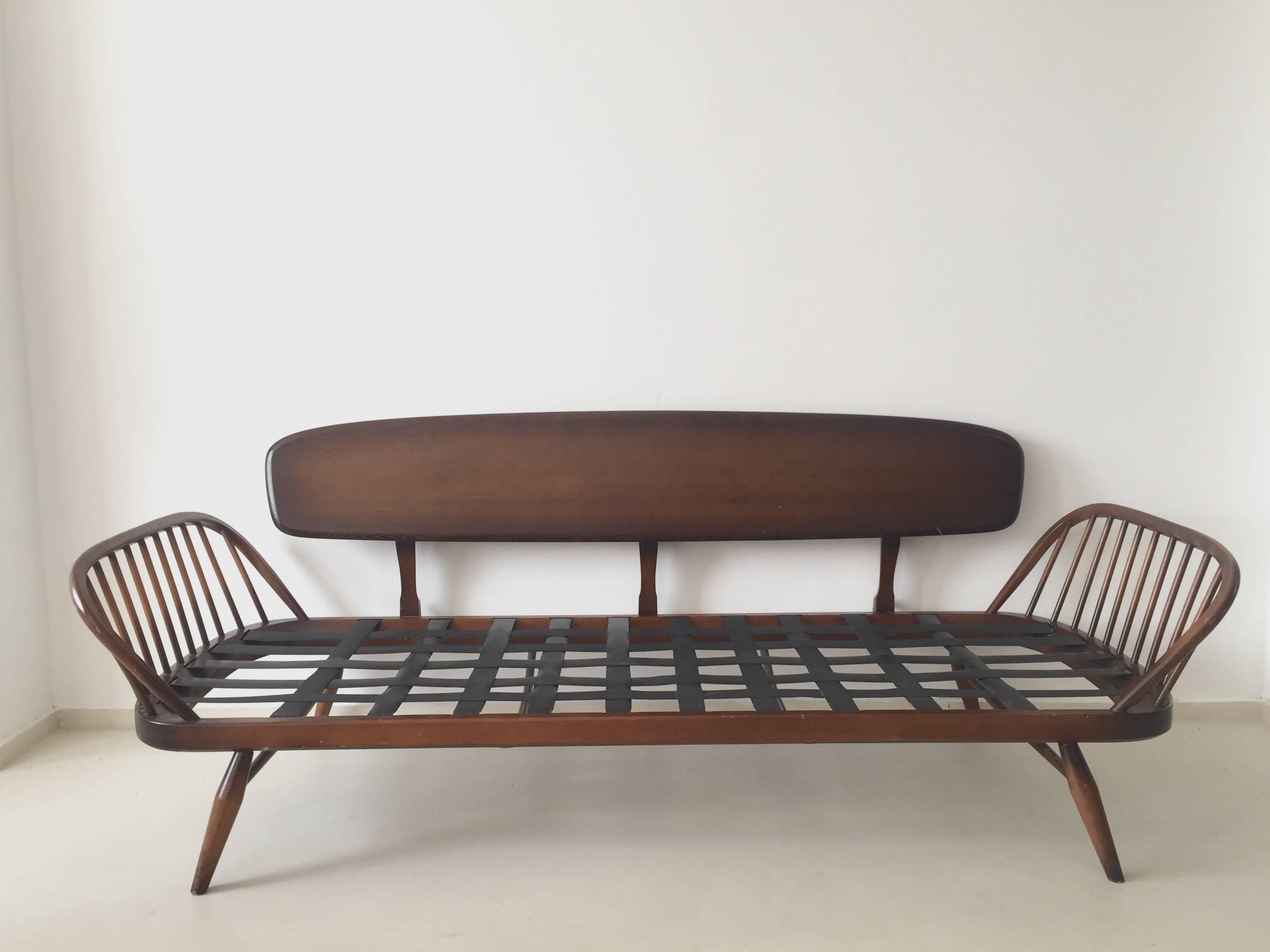 British Studio Sofa, Daybed, Couch, Model 355 Designed by Lucian Ercolani in the 1950s