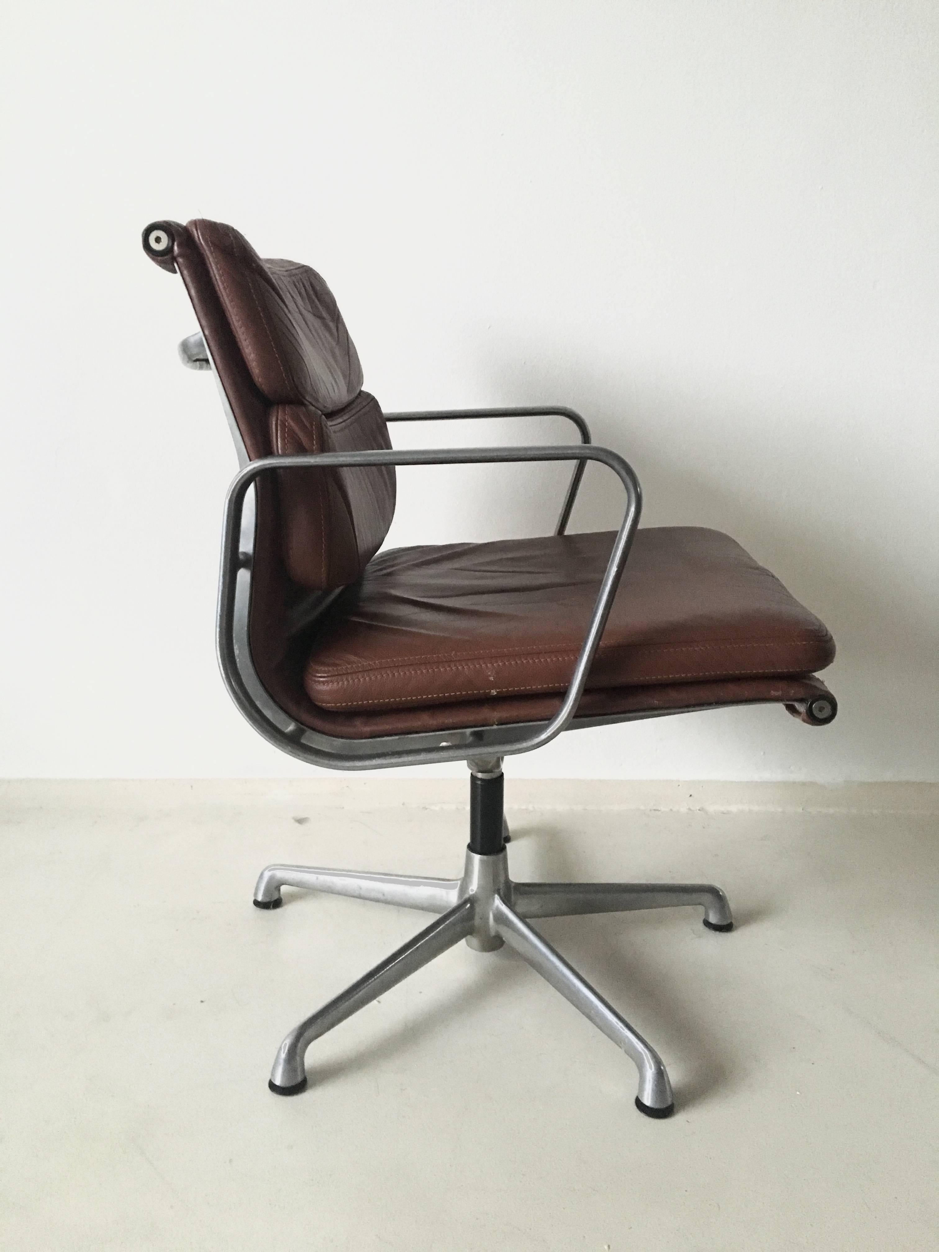 Mid-20th Century Charles Eames Soft Pad Chairs EA208, for ICF Italy, 1960s (ONLY 1 LEFT)