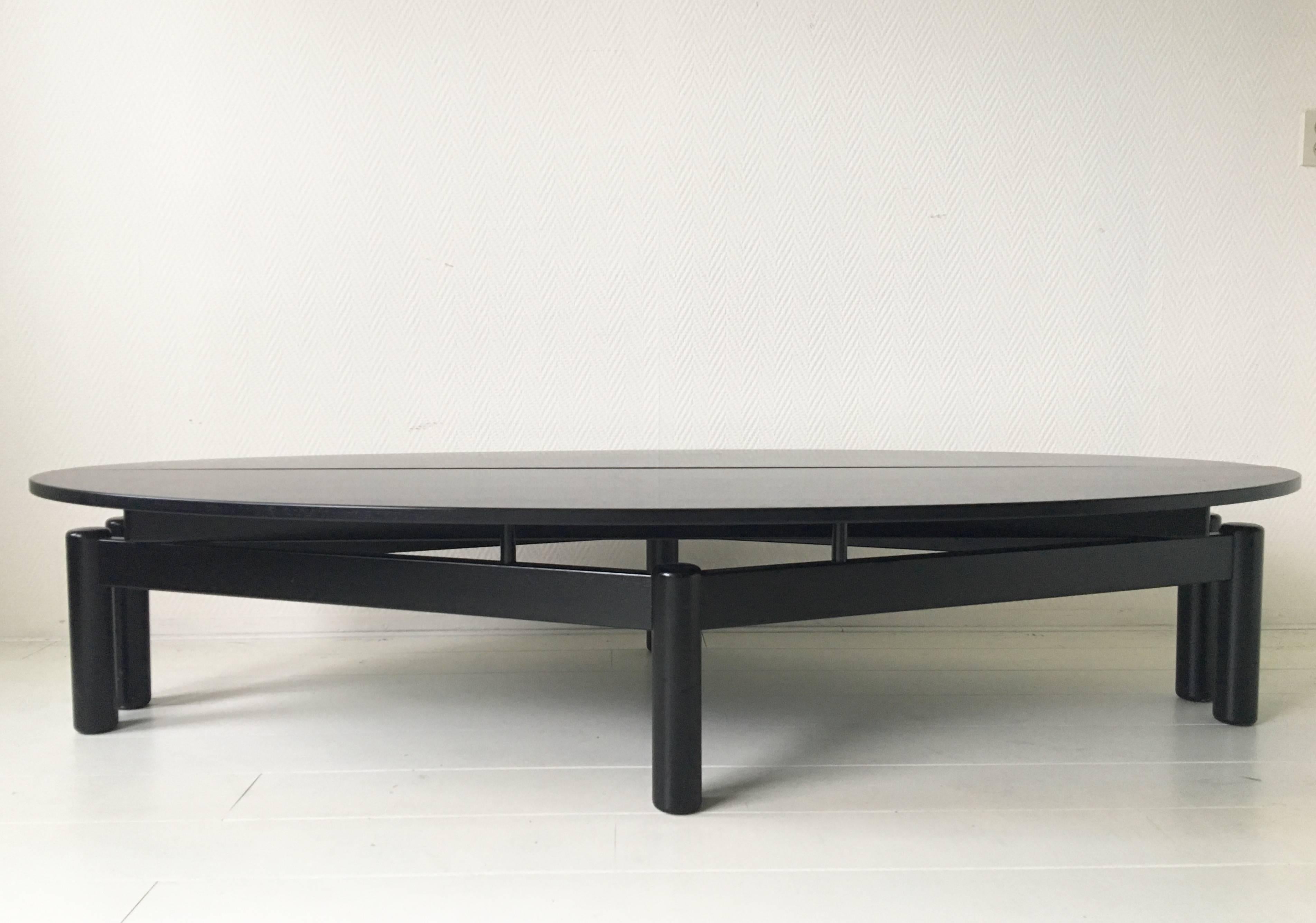 Mid-Century Modern Black Coffee Table, Console Table, Model Sinbad, by Vico Magistretti for Cassina