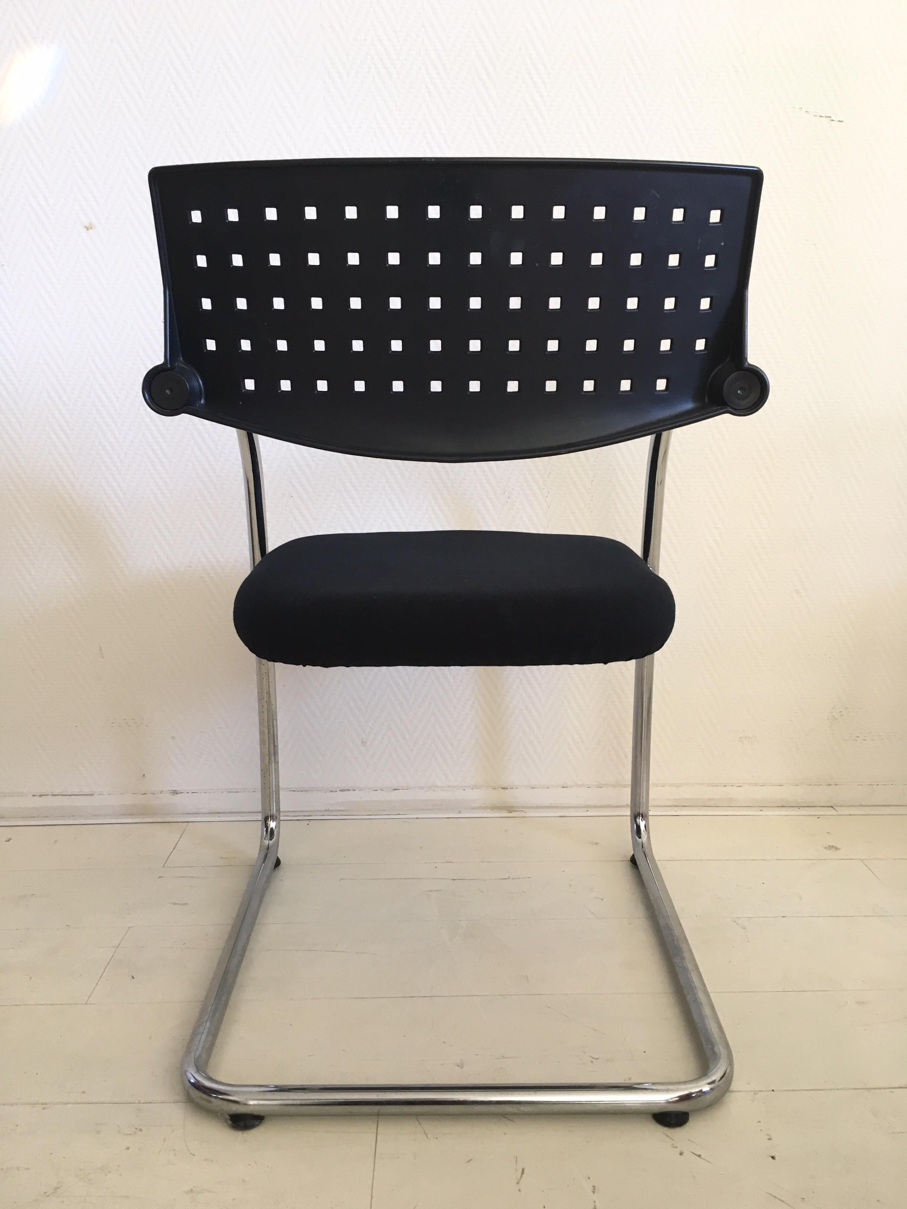 Chaises Vitra Visavis noires et rouges d'Antonio Citterio et Glenn Olivier Löw 1