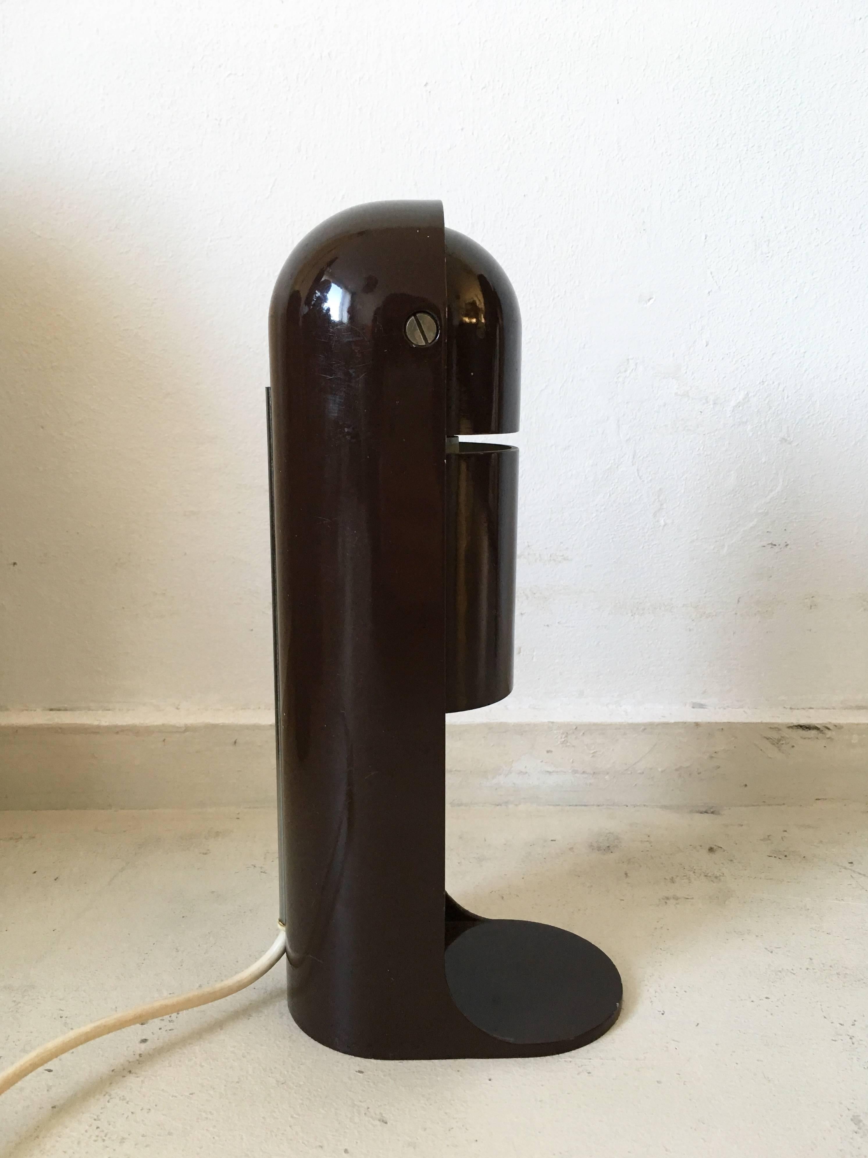 Late 20th Century Italian, Space Age Desk Lamp, Model Flip Top, by R. Carruthers for Leuka, 1970s For Sale