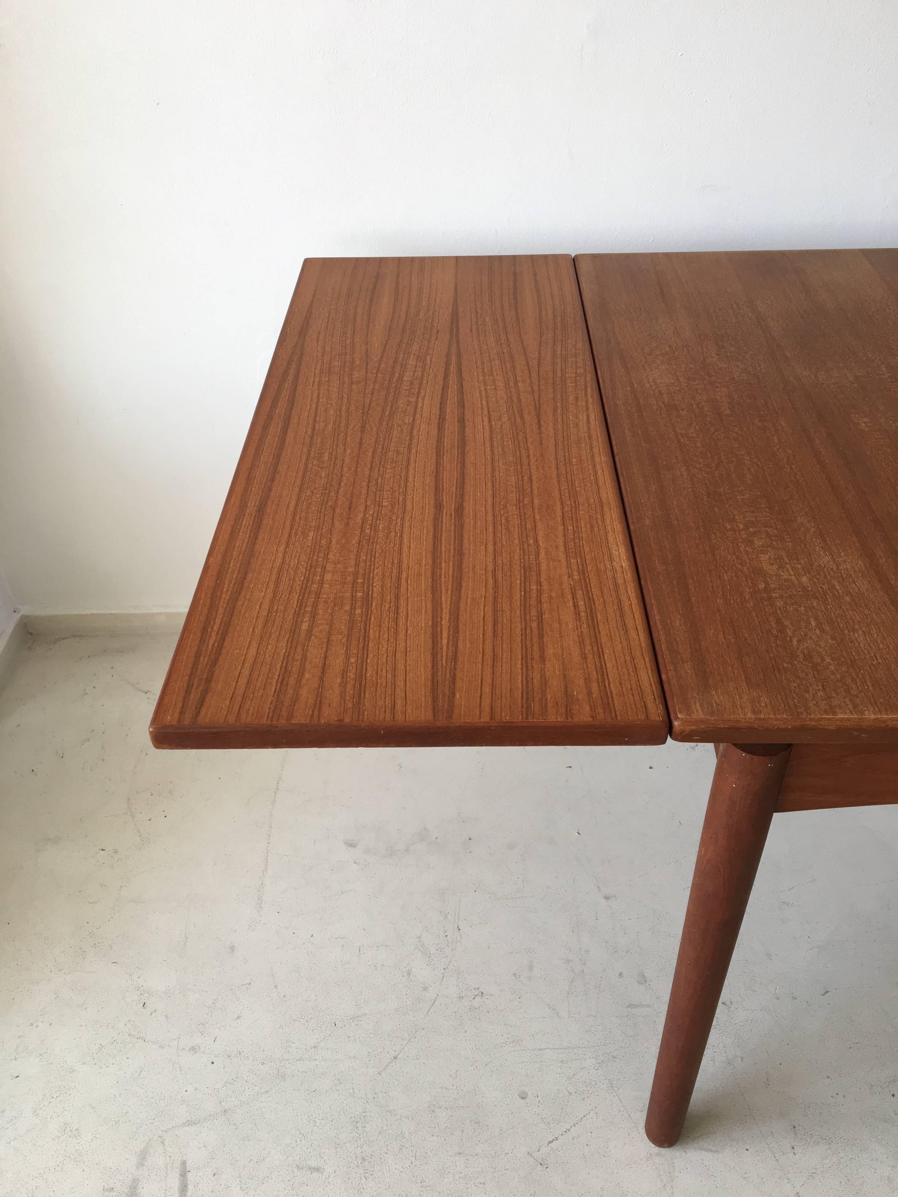 Mid-Century Modern Scandinavian Draw-Leaf Extendable Teak Dining Table, 1960s For Sale