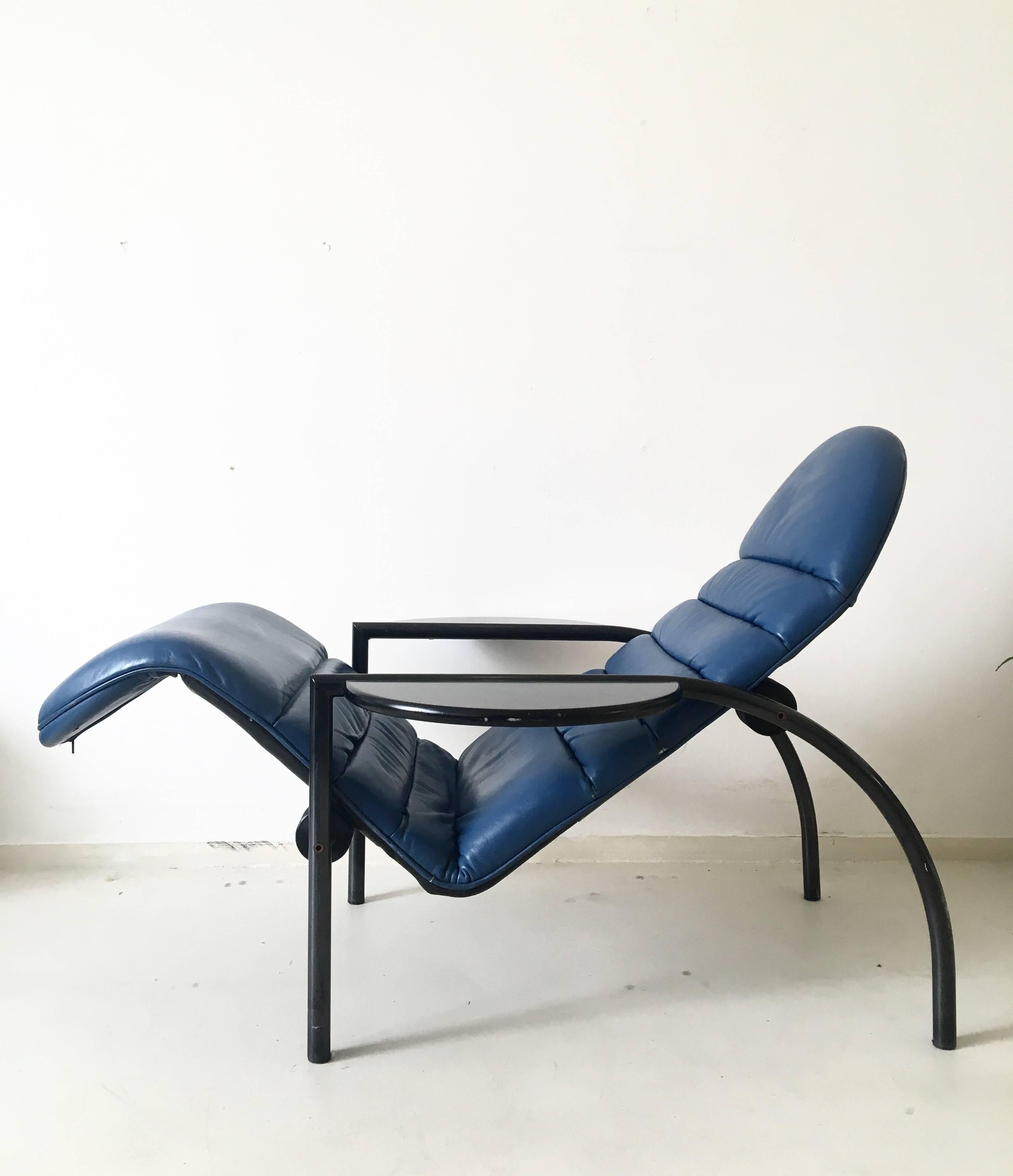 Lacquered Extreme Rare Adjustable Lounge Chair by Ammanati and Vitelli for Moroso, 1980s For Sale