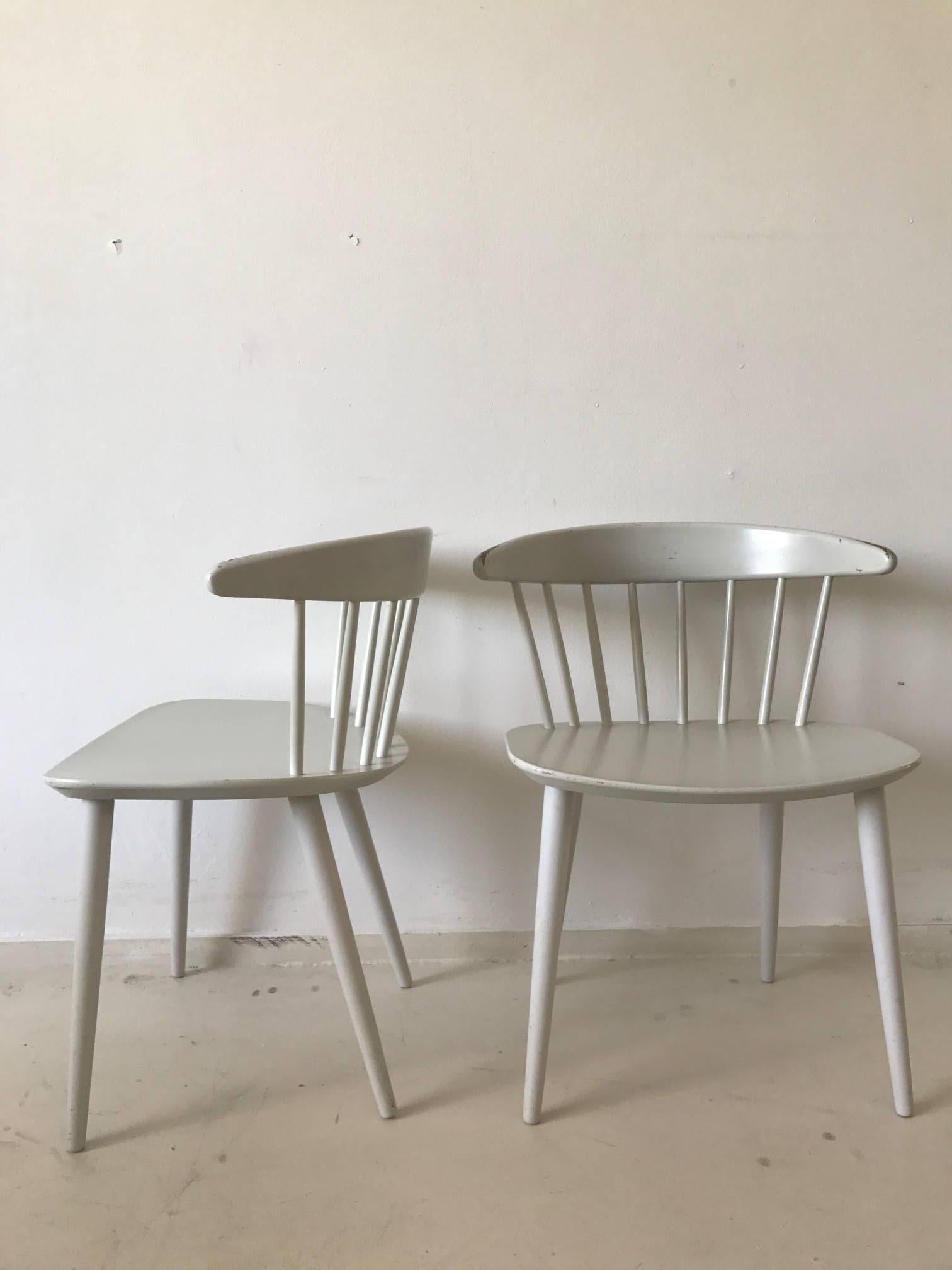 Mid-20th Century Stunning White J104 Dining Chairs by Jørgen Bækmark for FDB Møbler, 1960s