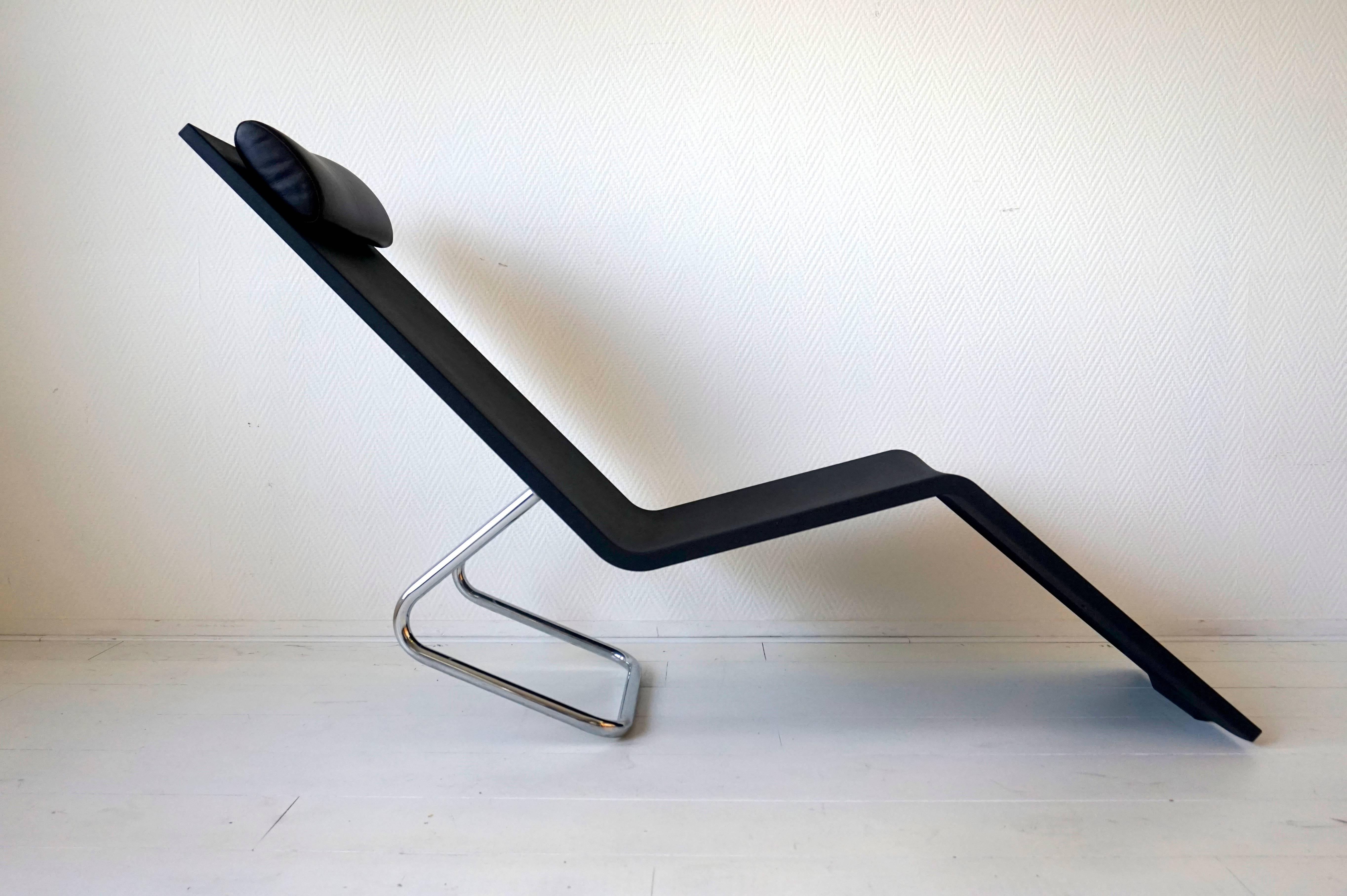 Vitra 2 chaises de salon .O3 Vitra Design Maarten Van Severen 2000's 