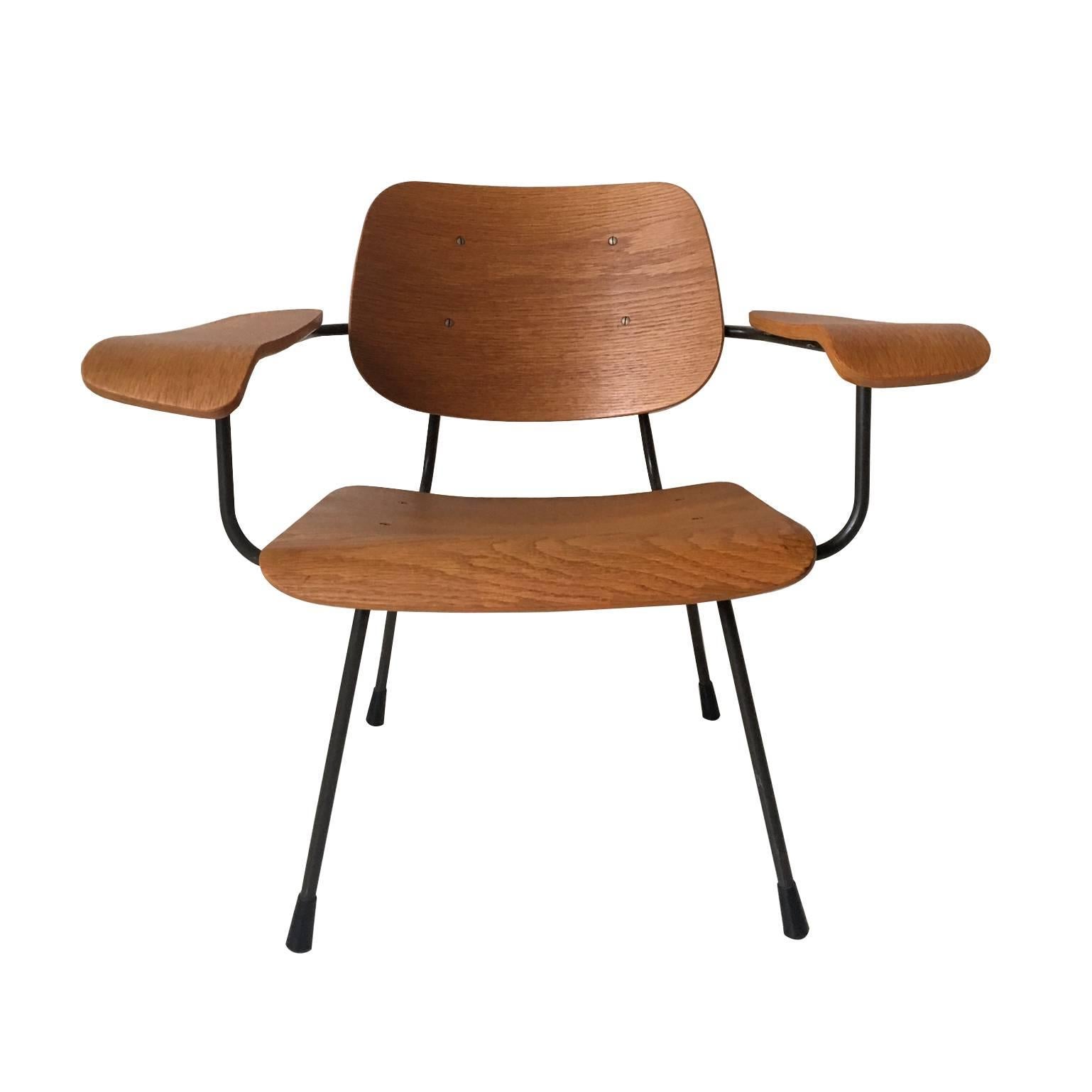 Minimalist Dutch Design Pilastro Easy Chair Model 8000 by Tjerk Reijenga, 1960s