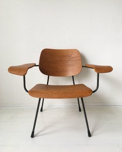 Minimalist Dutch Design Pilastro Easy Chair Model 8000 by Tjerk Reijenga, 1960s