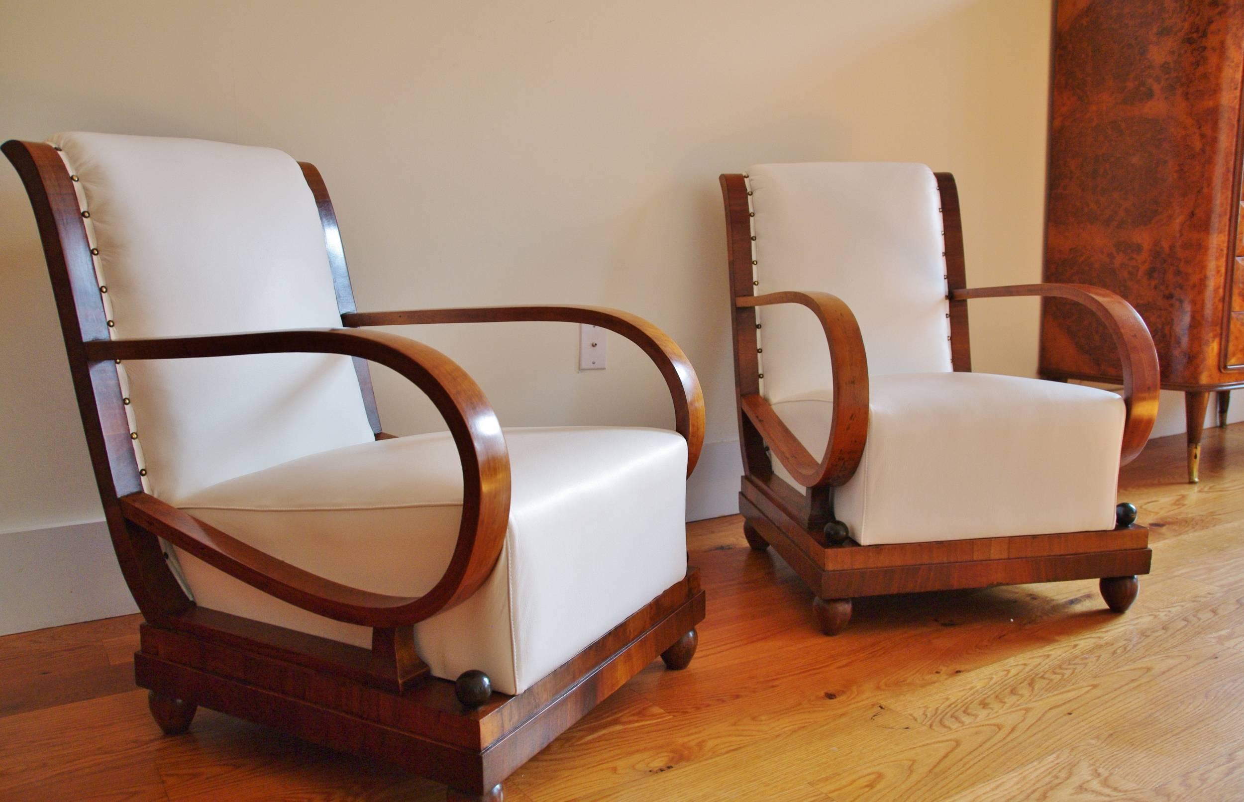 Italian Art Deco Lounge Chairs, Leather, Italy, 1940    2
