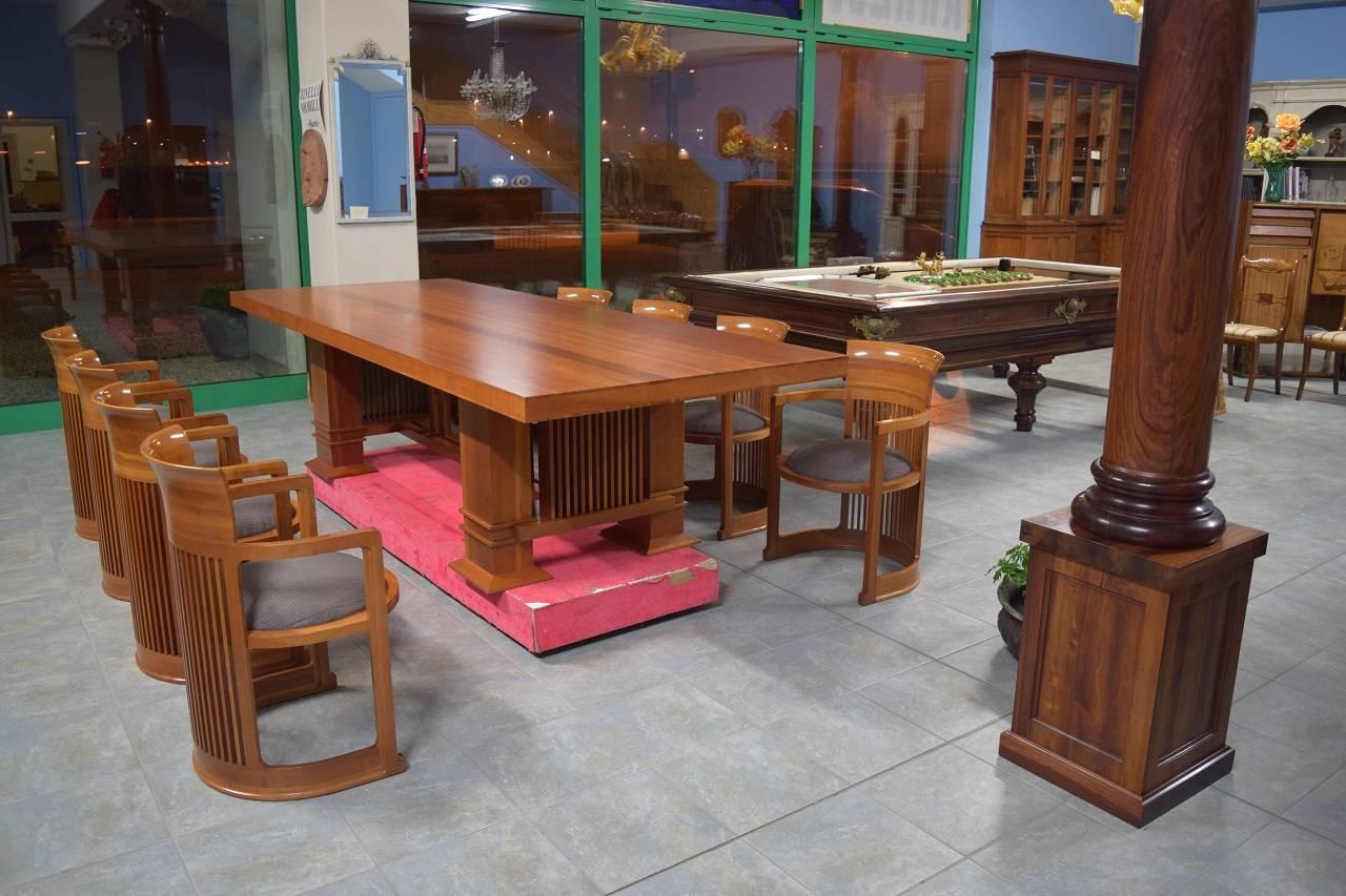 Frank Lloyd Wright Dining Table and Chairs 1