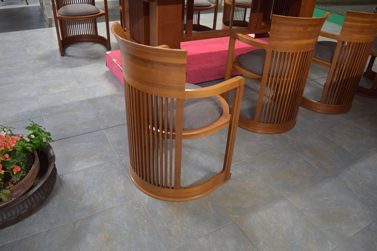 Frank Lloyd Wright Dining Table and Chairs 2