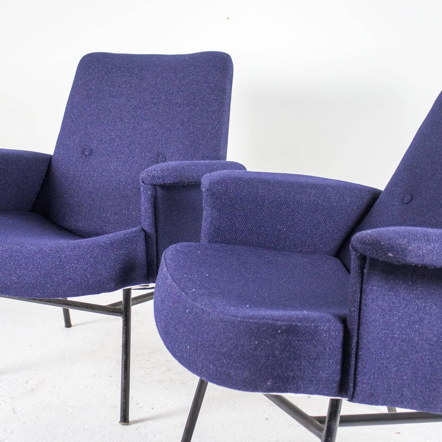 Mid-20th Century Pair of Armchairs SK660 by Pierre Guariche for Steiner, 1950 For Sale