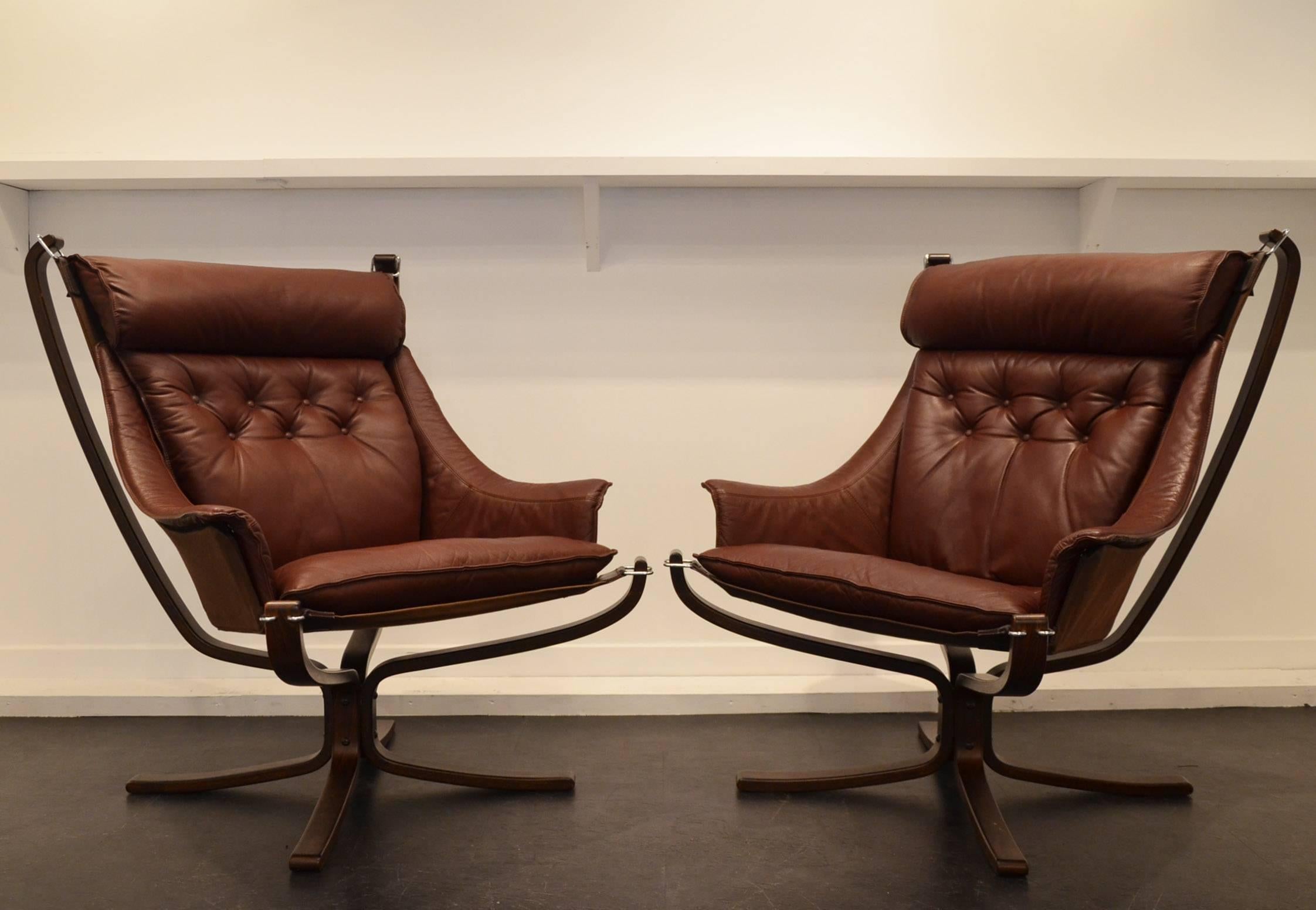 Designed by Sigurd Ressel and produced by Vatne Mobler,
chocolate brown buffalo leather.