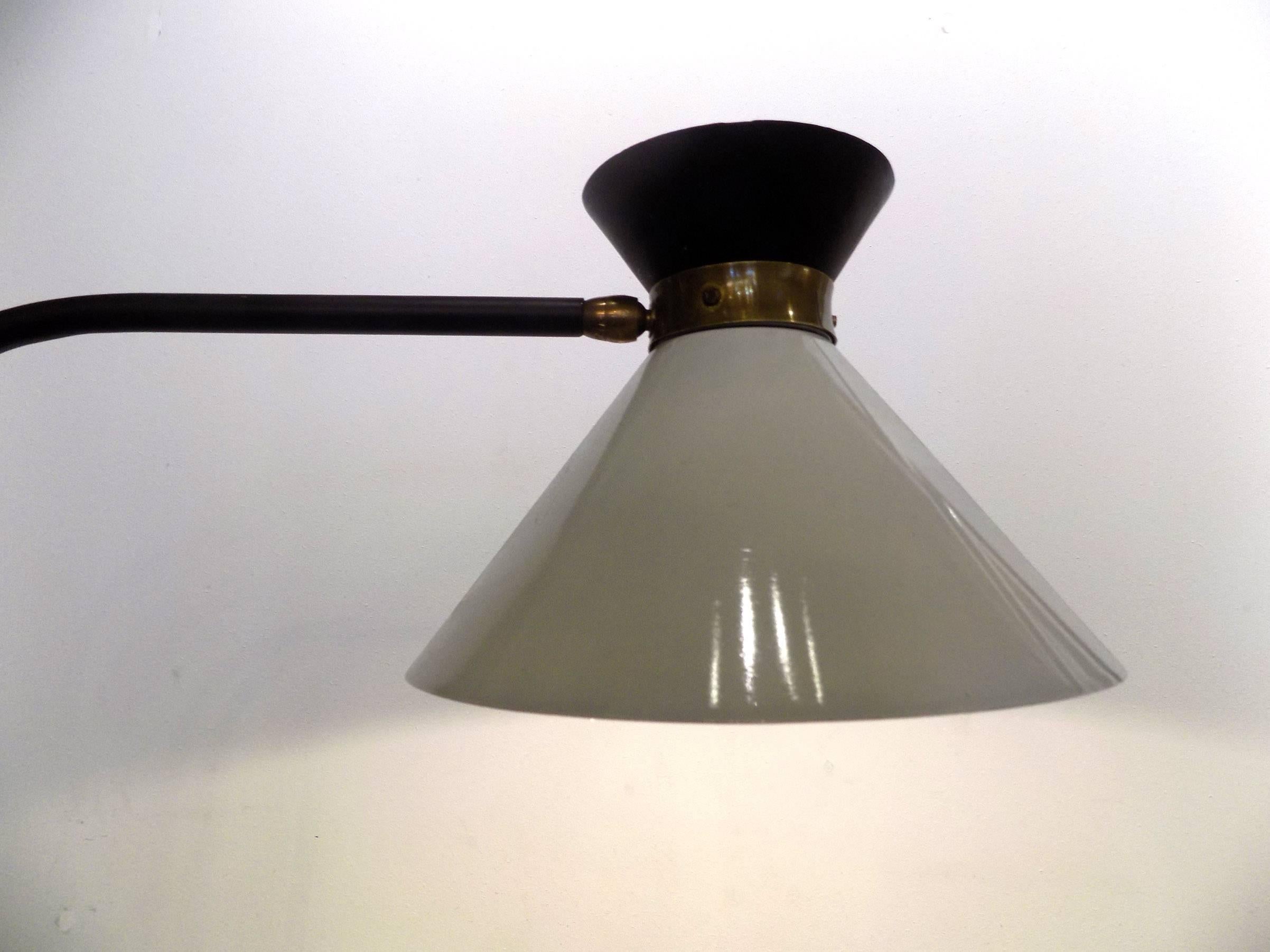 Lacquered Stilnovo Tripod Floor Lamp by Stilnovo