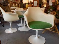 Set of Four Knoll Saarinen Tulip Armchairs and Laminate Round Table
