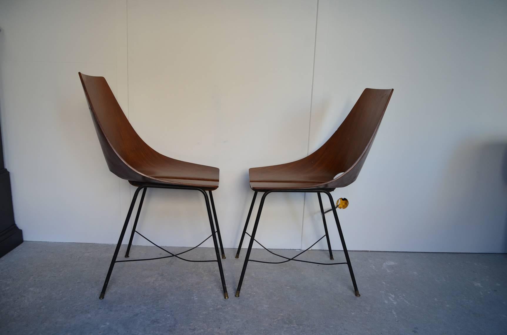 Beautiful Set of Two Italian Chairs Designed by Carlo Ratti, circa 1960 In Good Condition For Sale In Megeve, FR