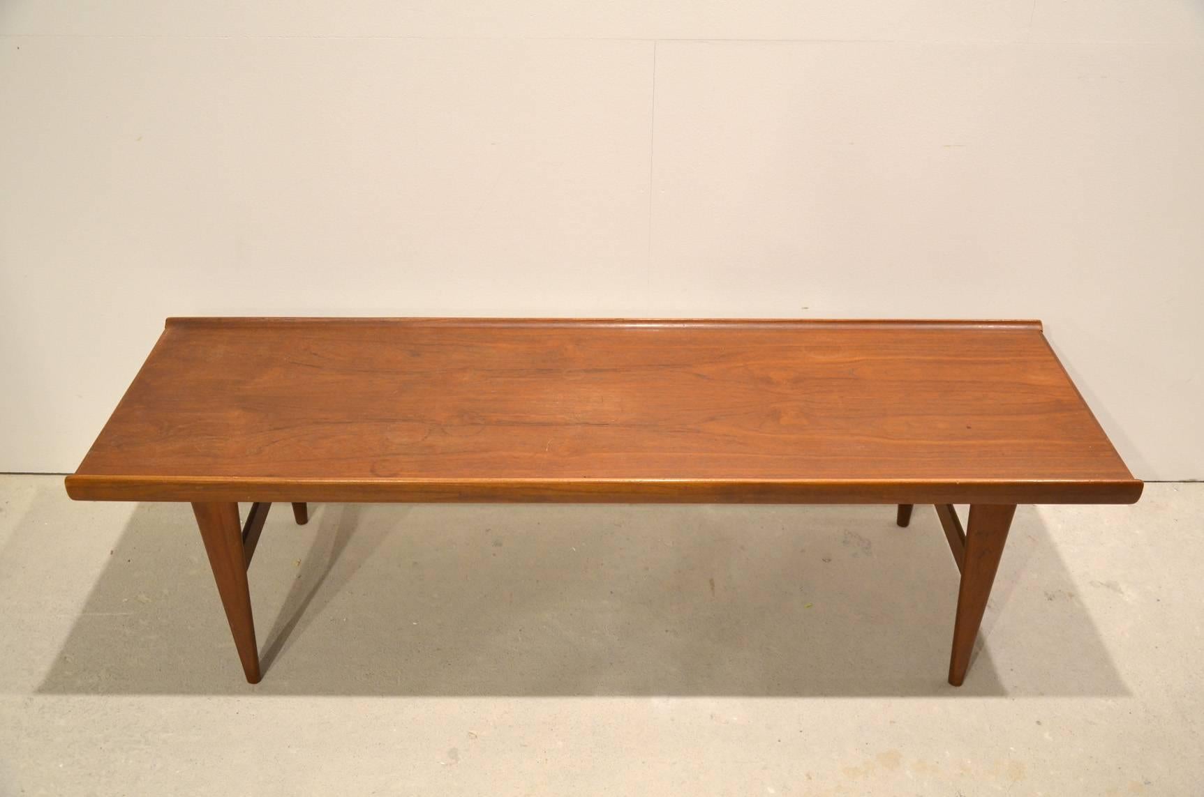 French Beautiful Danish Bench in the Style of Torbjørn Afdal, circa 1960 For Sale
