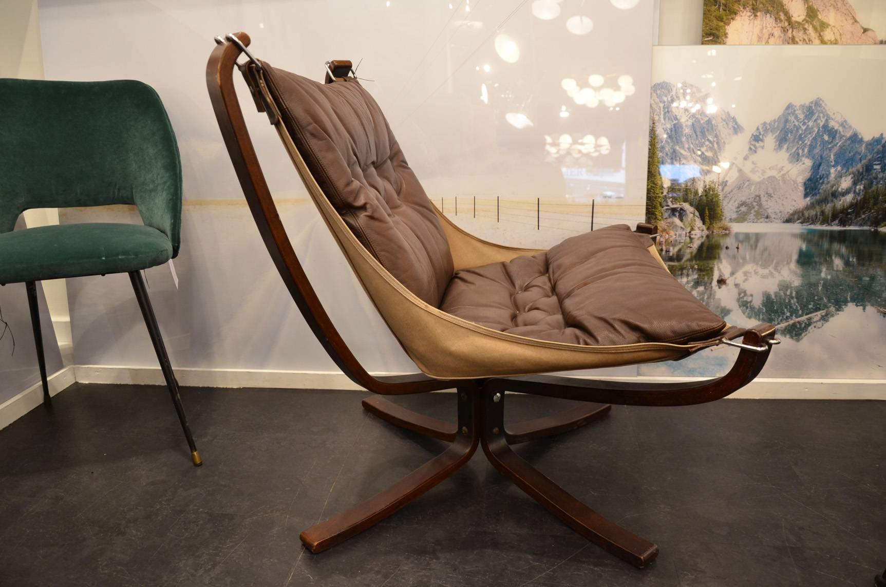 Mid-Century Modern Beautiful Sigurd Ressell Falcon Chair, circa 1960 For Sale