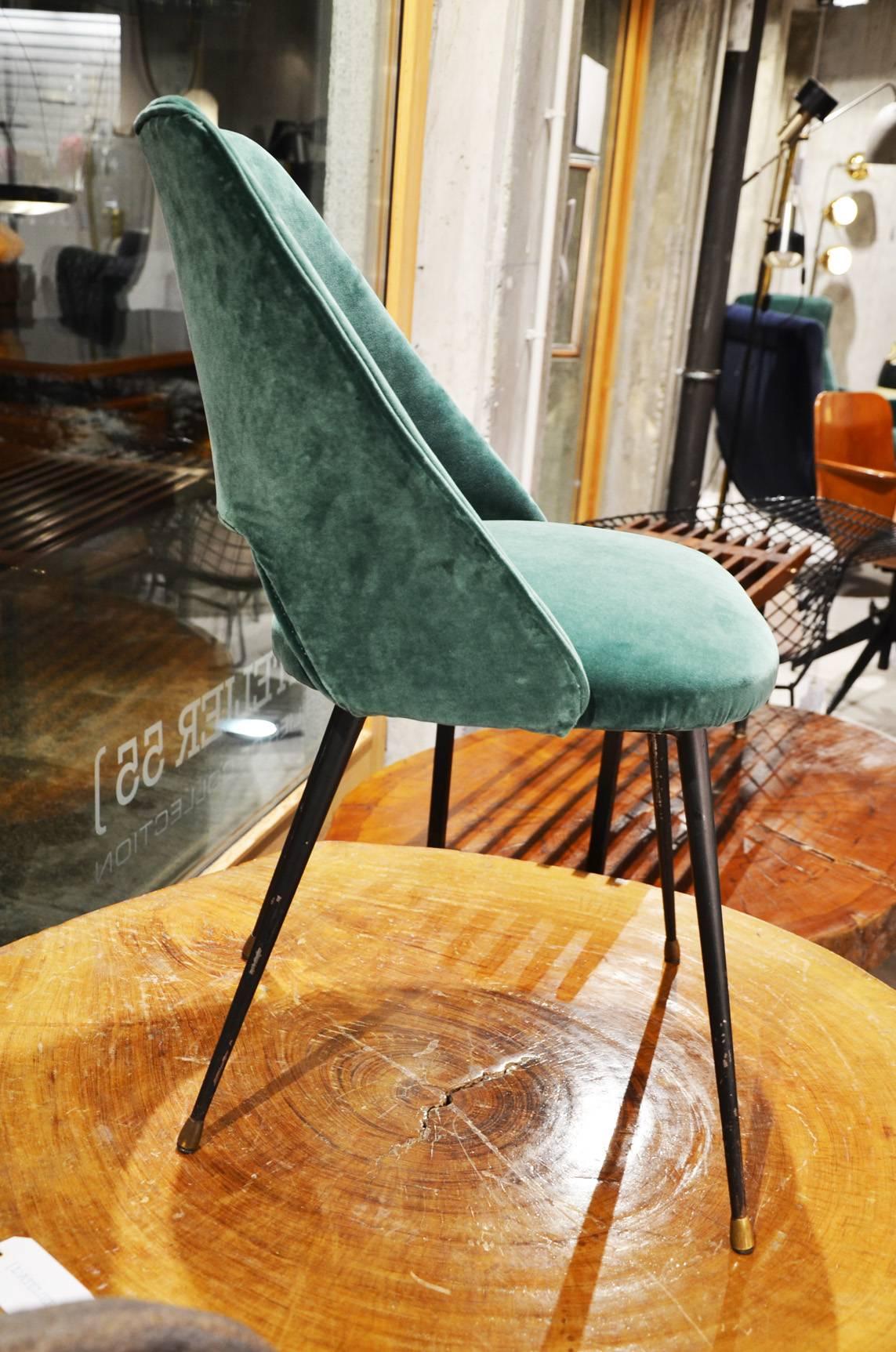 Mid-Century Modern Set of Height Italian Reupholstered Chair in a Green Velvet, circa 1960