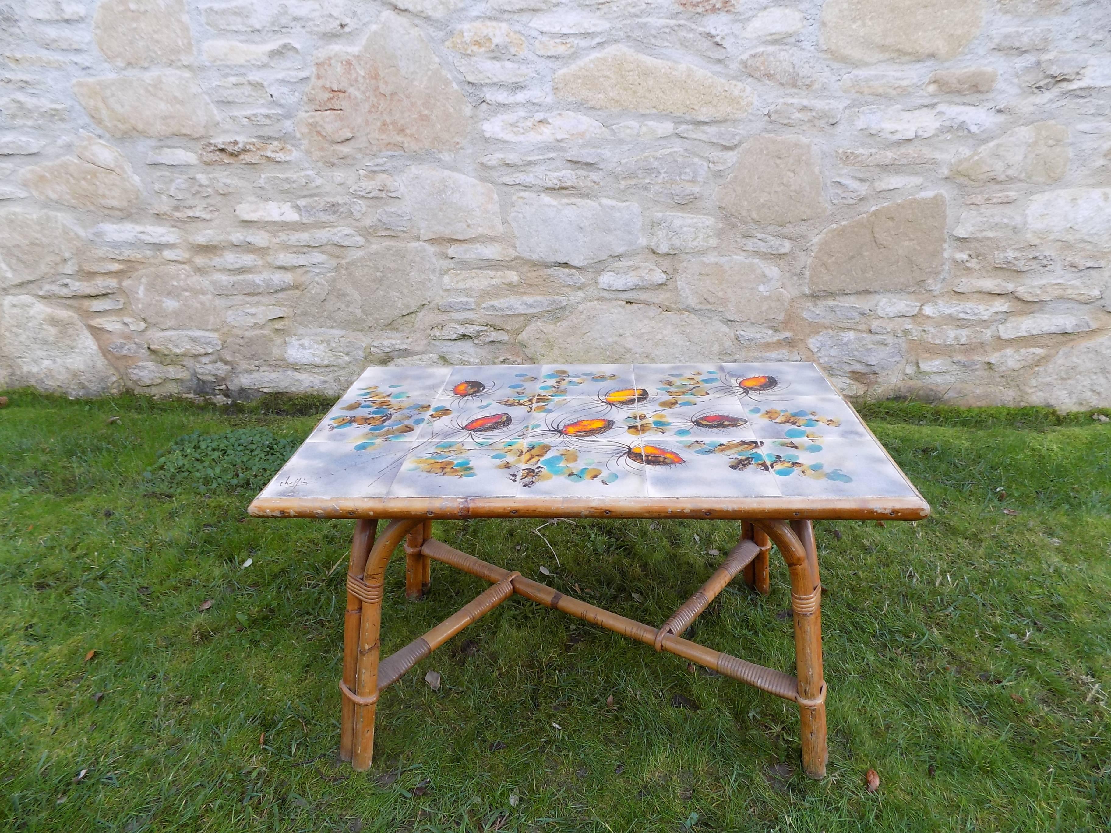 Beautiful coffee table by Audoux Minet, circa 1960. Excellent condition.