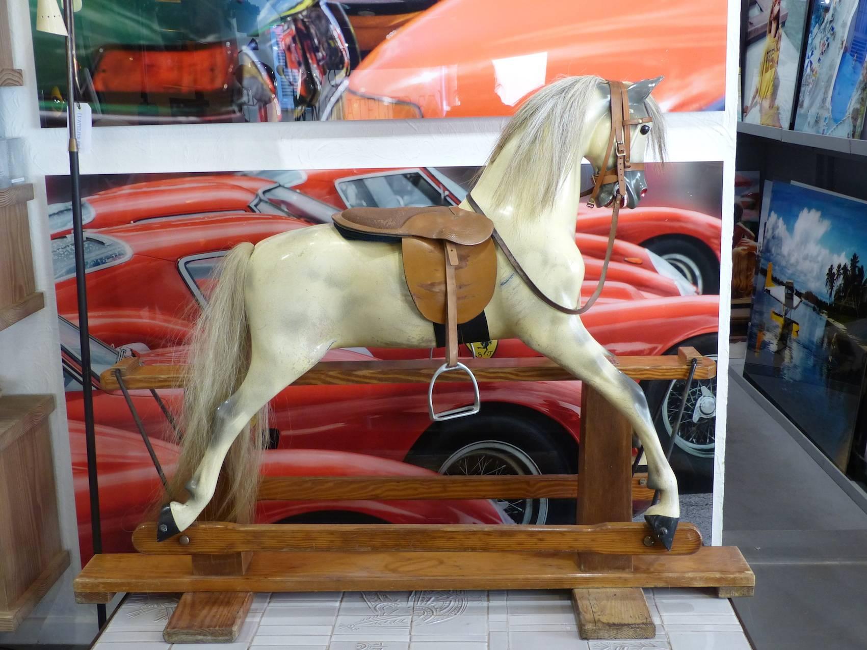 Fantastic rocking horse by Haddon Rockers, circa 1970
Very good condition.