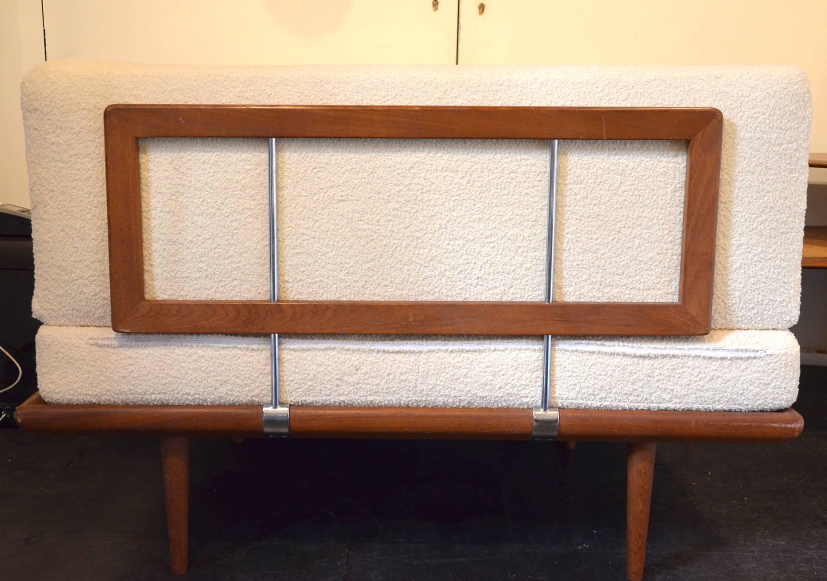 Danish Huge Peter Hvidt Set of Table and Banquette Daybed, circa 1960 For Sale