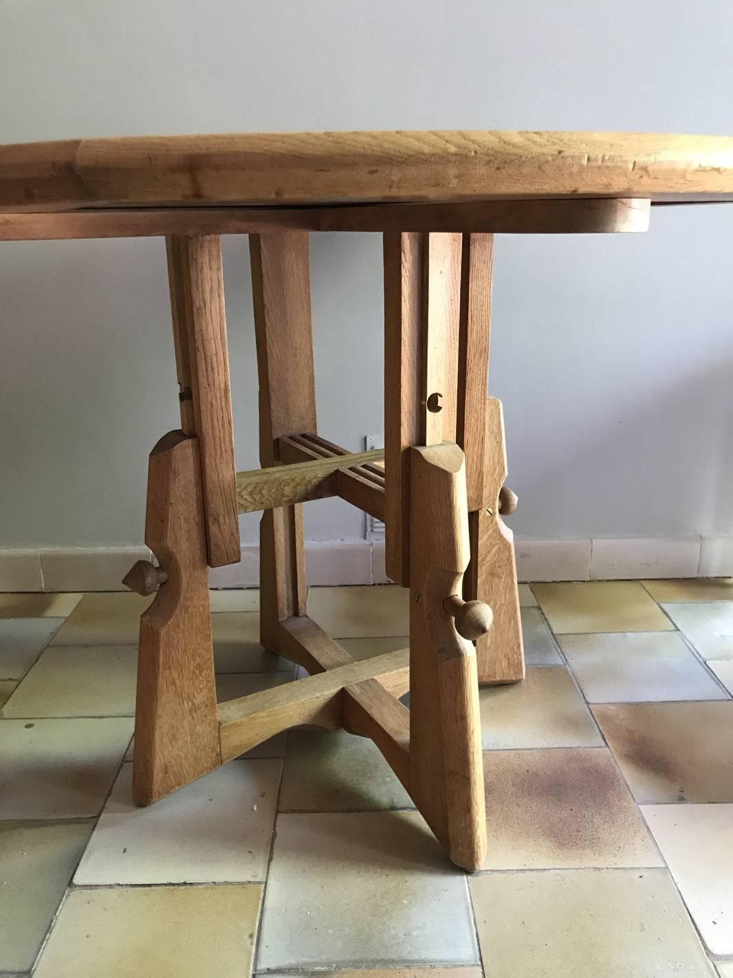 Beautiful Guillerme et Chambron coffee table, circa 1960. In excellent condition.