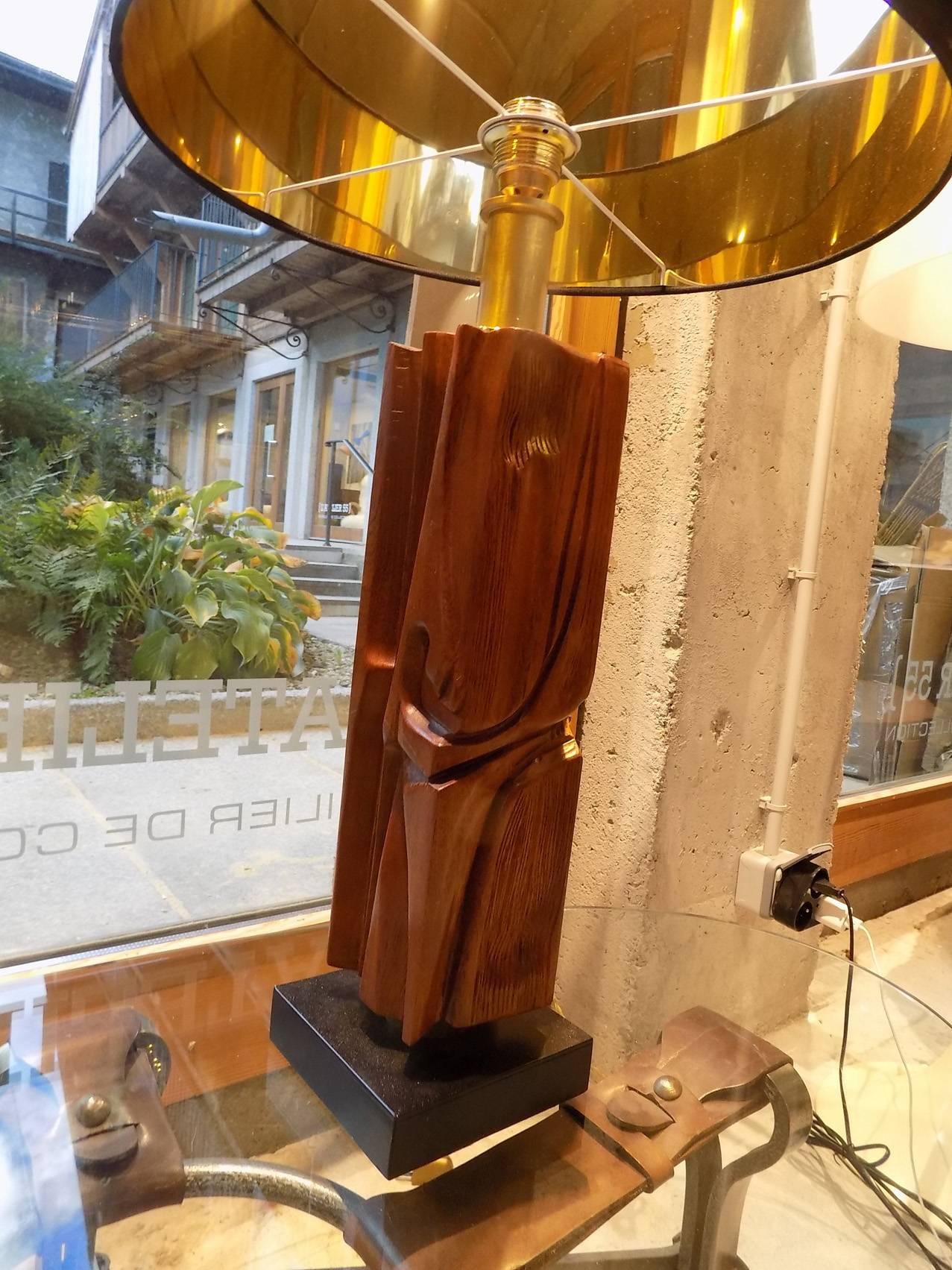 Contemporary Beautiful Pair of Italian Wood Sculpted Table Lamp