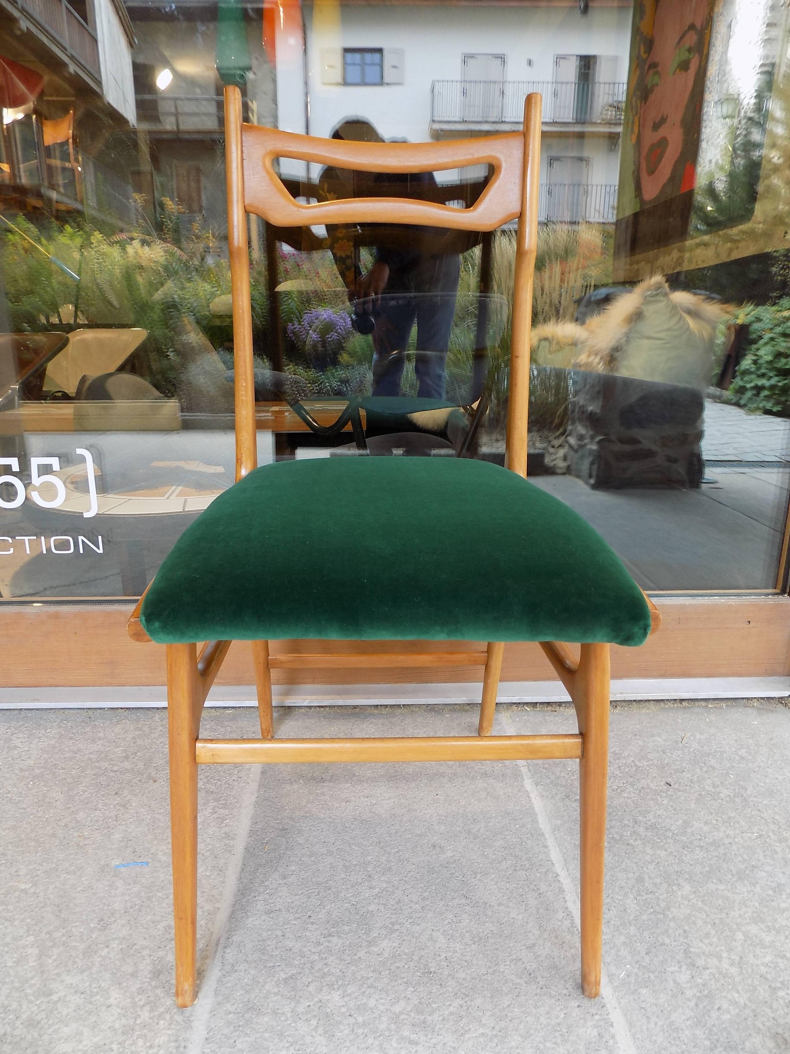 Mid-Century Modern Fantastic Set of 12 Reupholstered Chairs Attributed to Ico Parisi, circa 1960