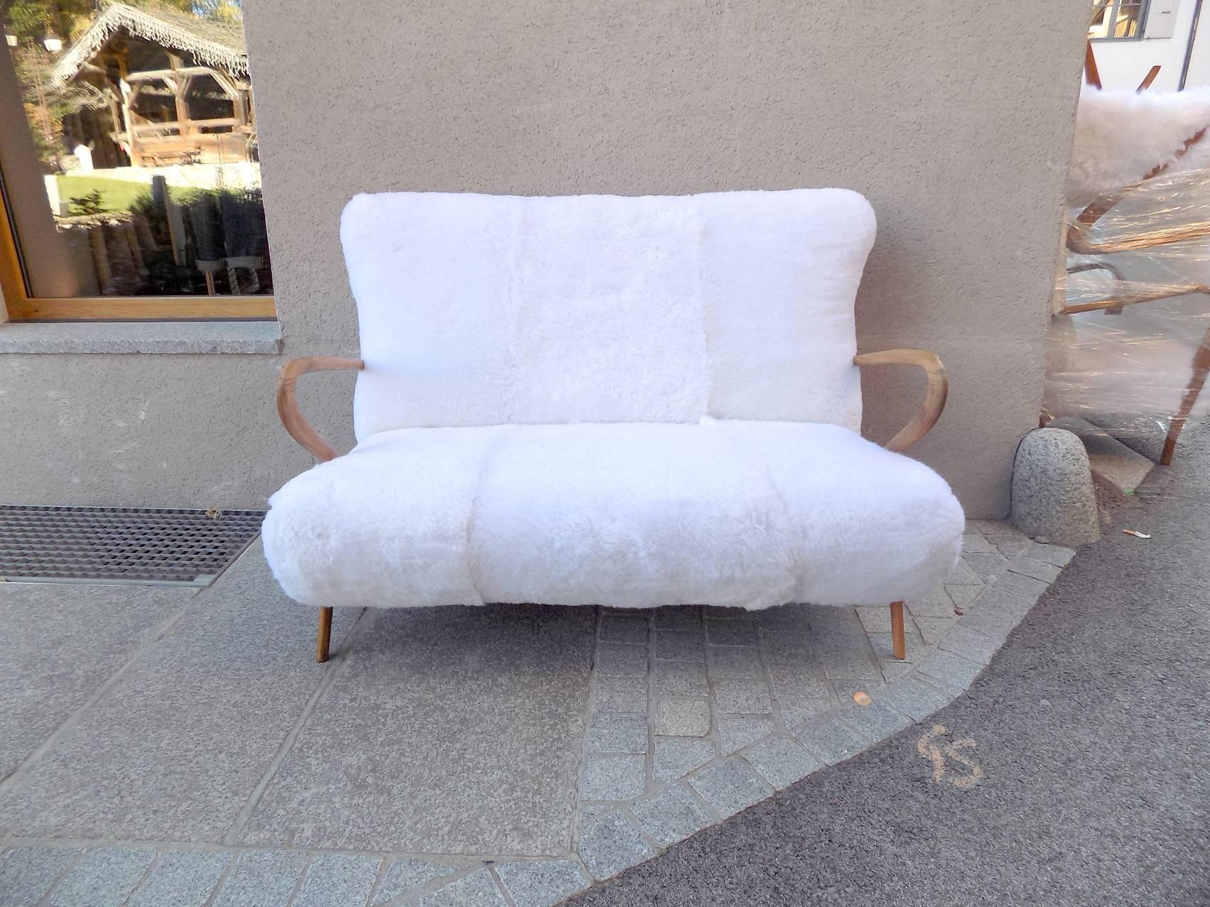 Mid-Century Modern Beautiful Italian sofa by Gugliermo Ulrich, reupholstered in a Sheep Fur For Sale