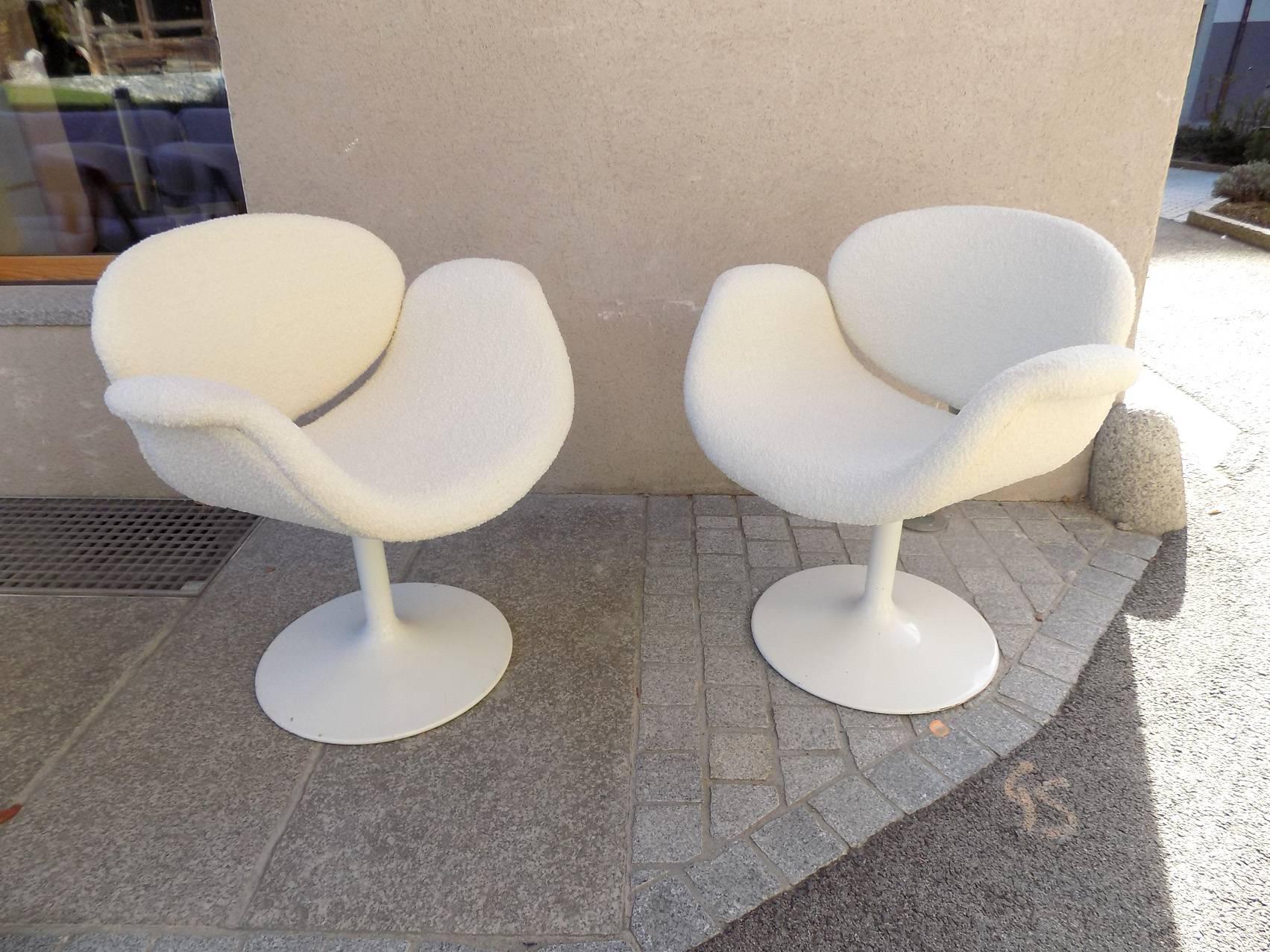 Fantastic pair of reupholstered Pierre Paulin Tulipe chairs, circa 1960 excellent condition.
